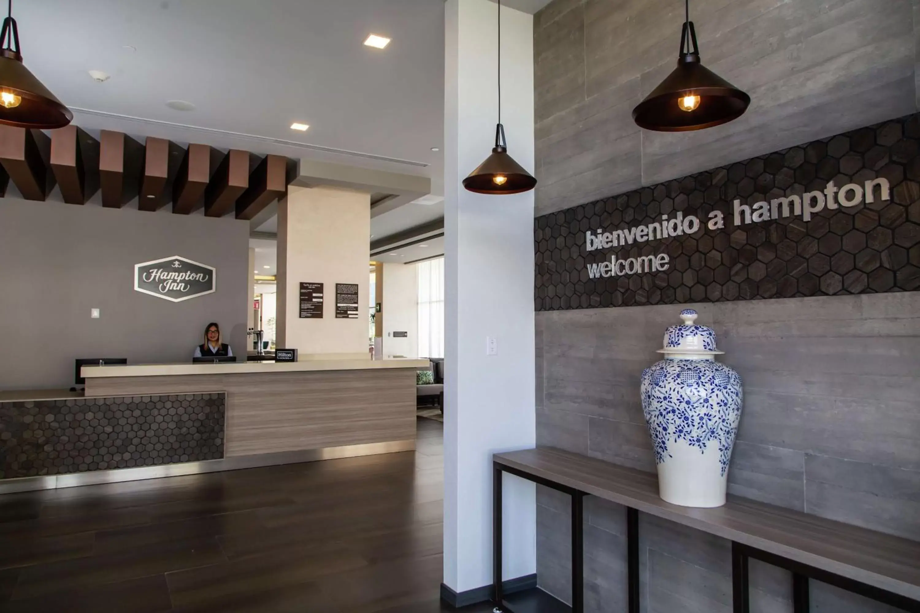 Lobby or reception, Lobby/Reception in Hampton Inn & Suites By Hilton Puebla