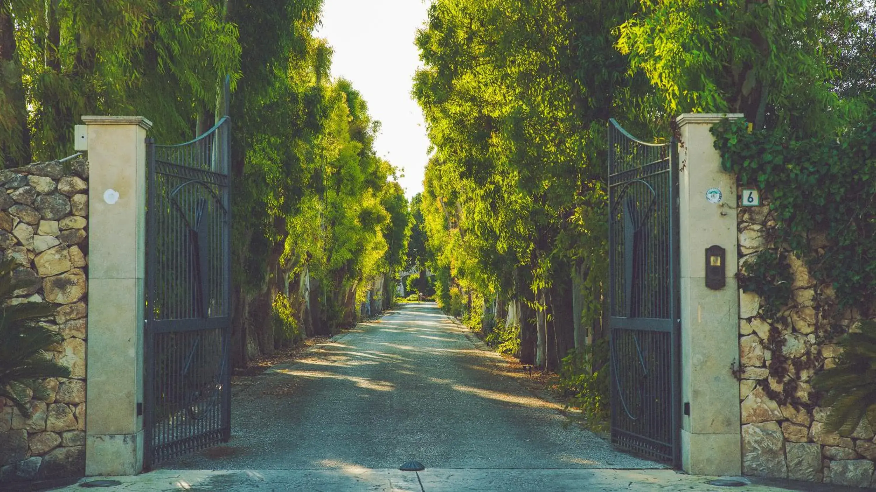 Street view in Hotel Caiammari