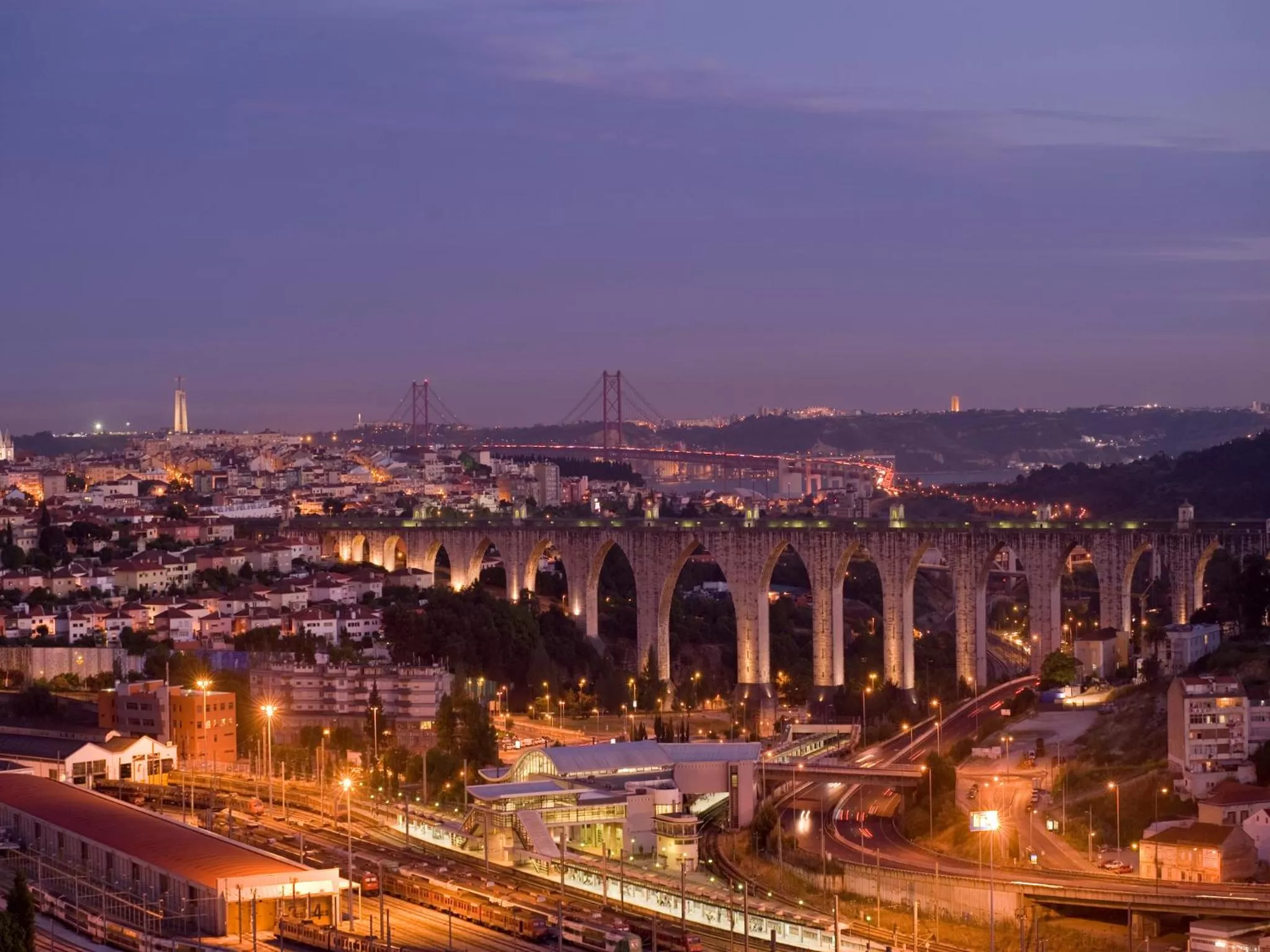 Night in Corinthia Lisbon