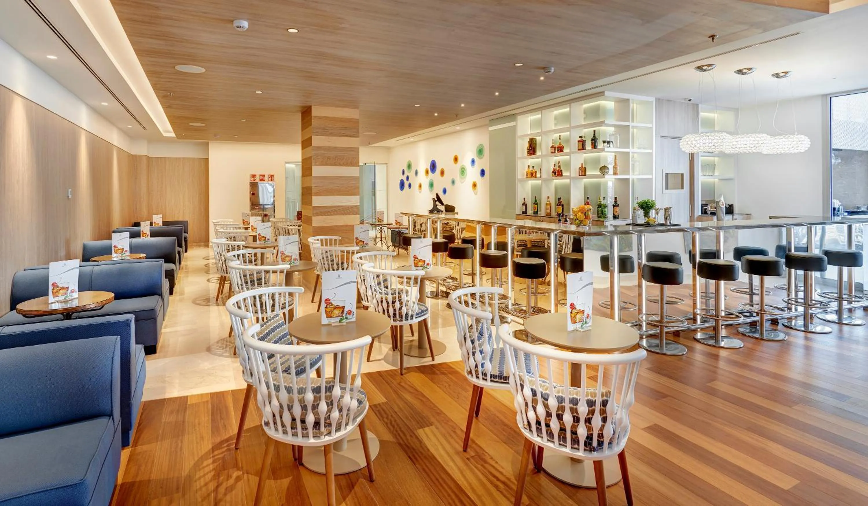 Lounge or bar in Hipotels Bahia Cala Millor - Adults Only