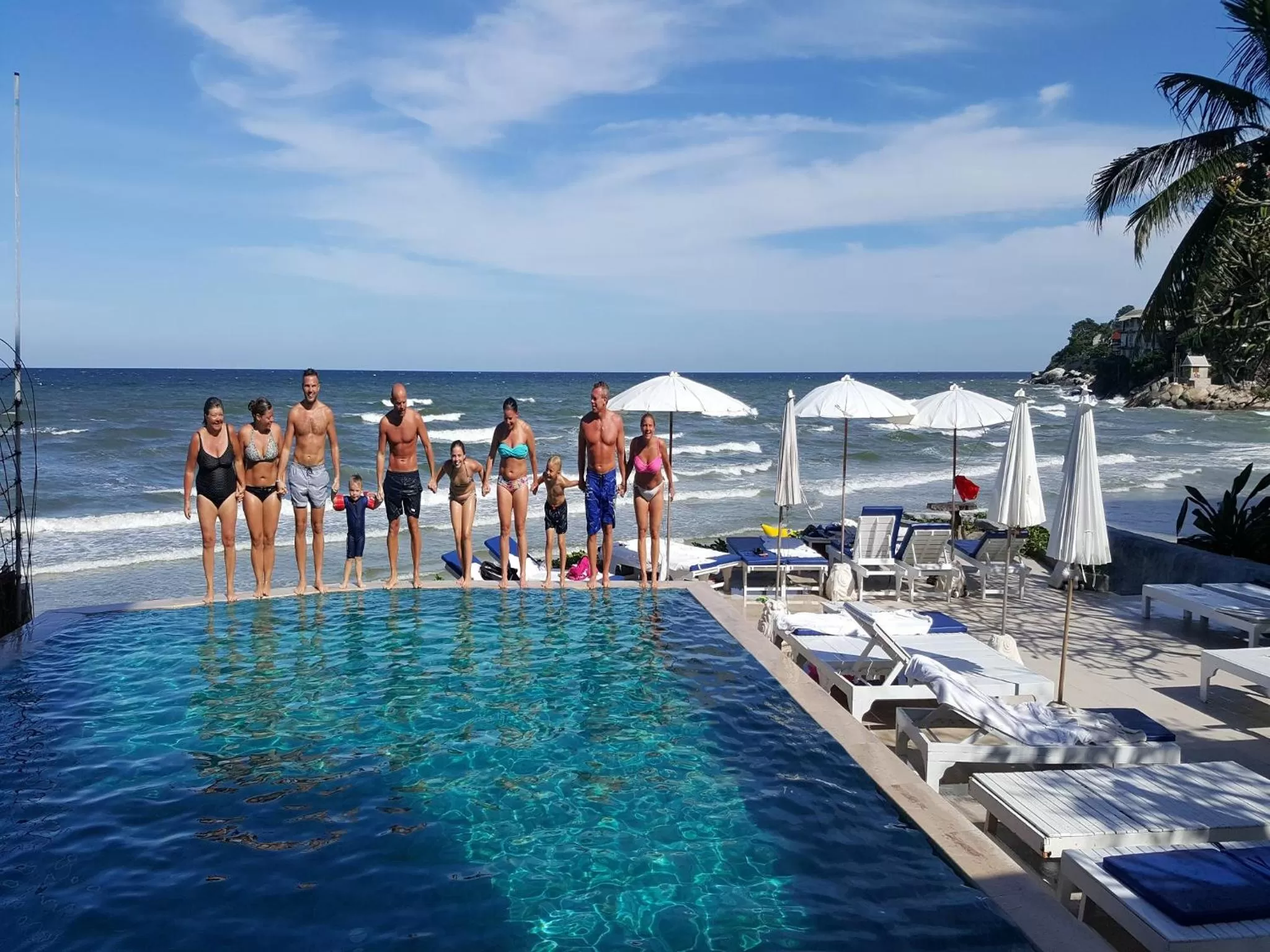 Area and facilities in Nern Chalet Beachfront Hotel