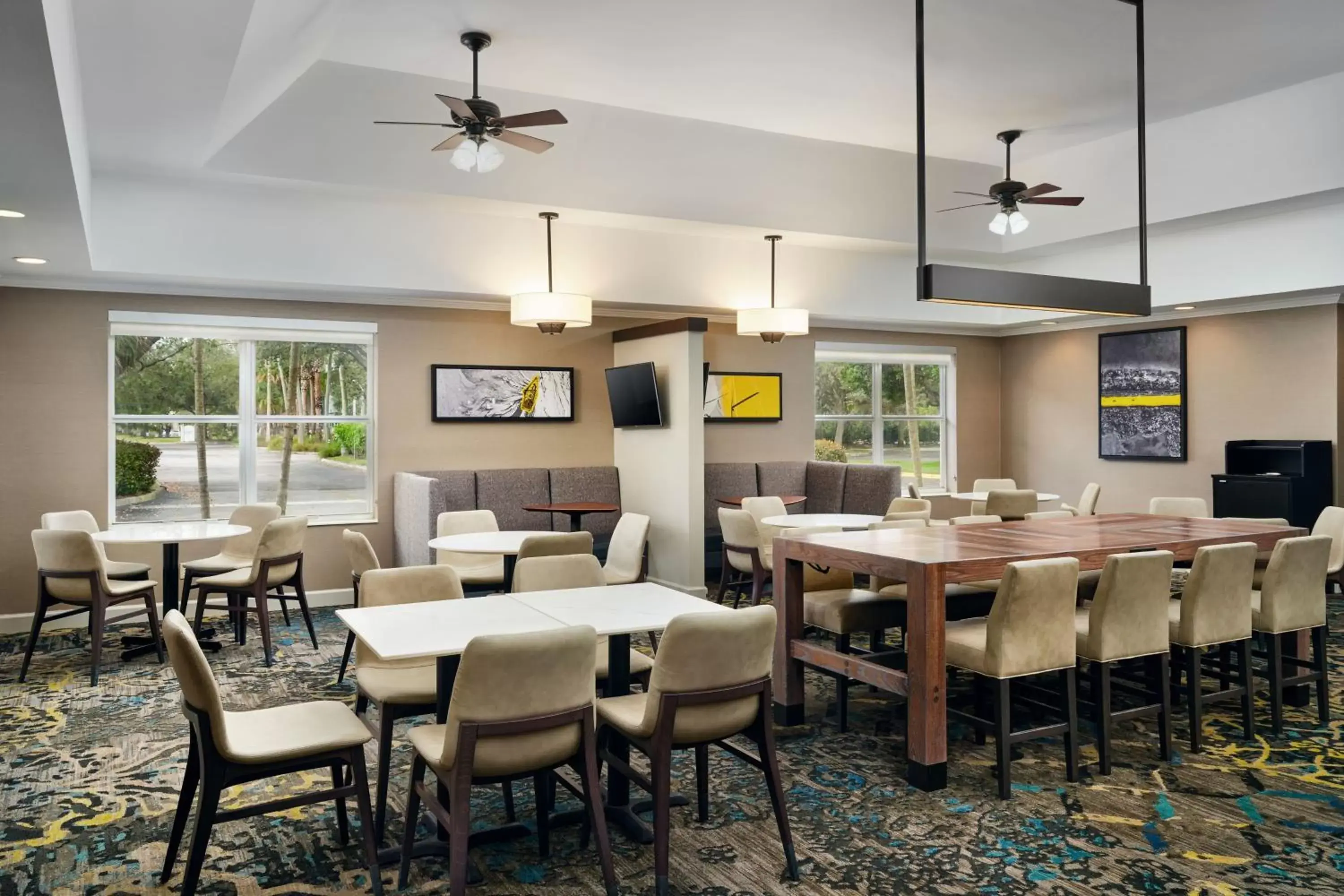 Restaurant/Places to Eat in Residence Inn Fort Lauderdale Plantation