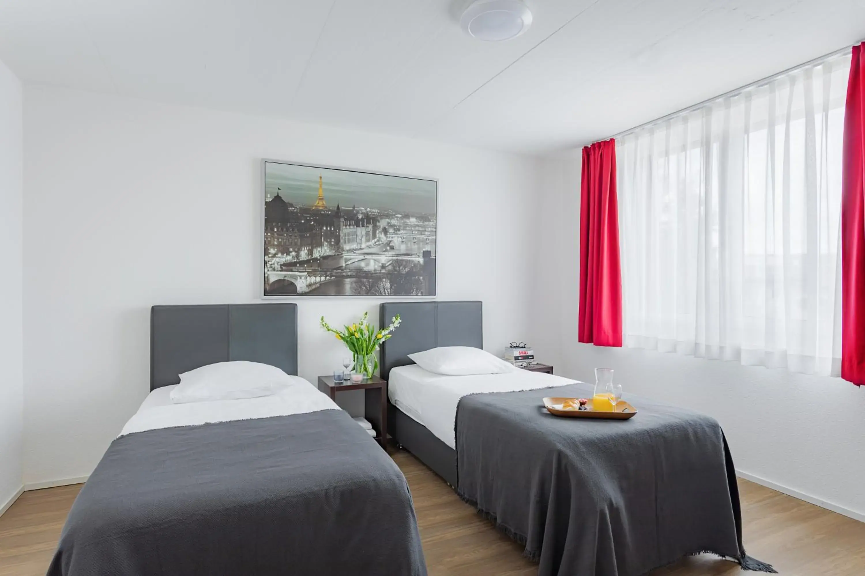 Suite in Swiss Star Zurich Airport - Self Check-In Suite in Swiss Star Zurich Airport - Self Check-In