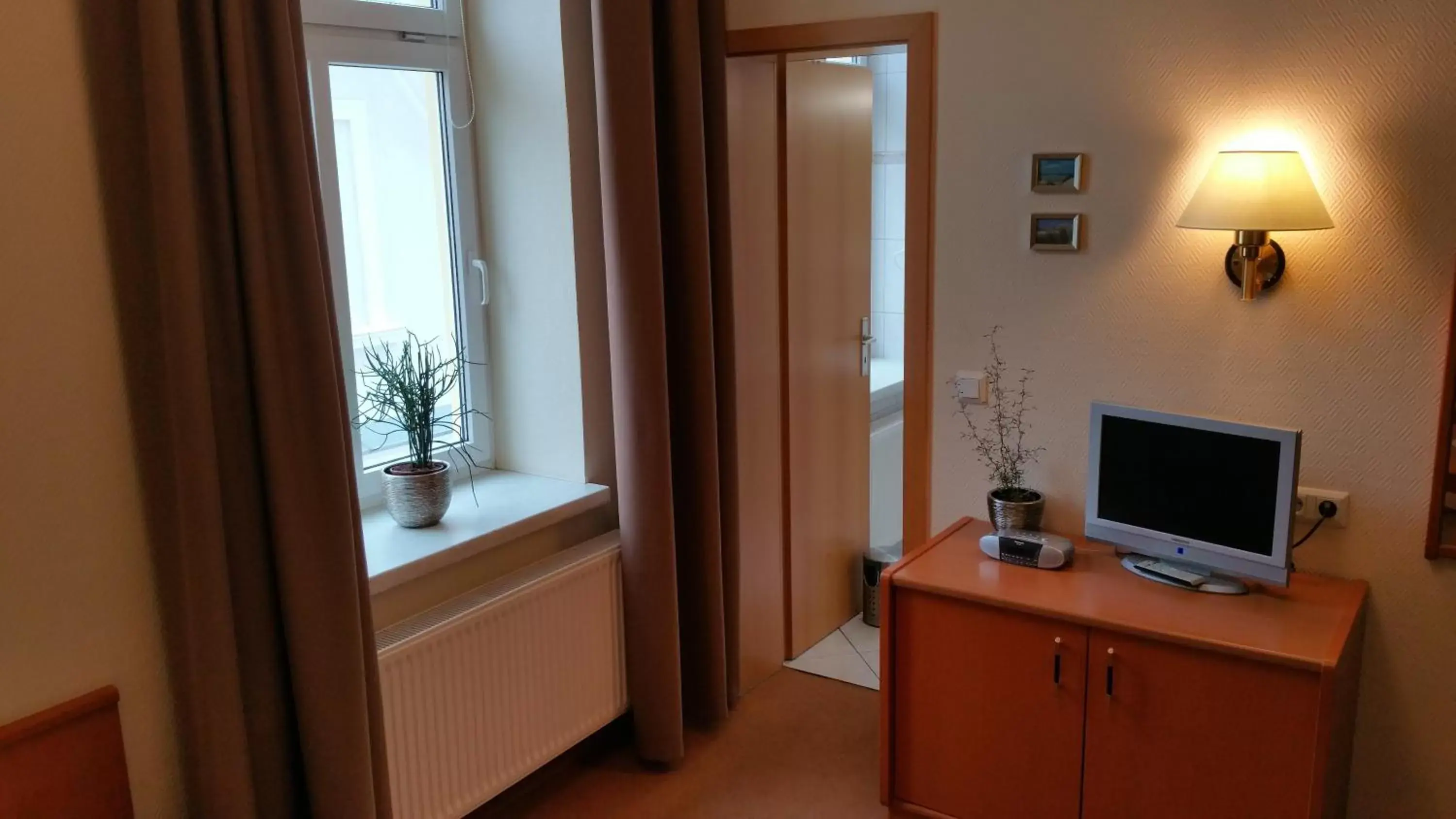 Single Room in Parkhotel del Mar Single Room in Parkhotel del Mar