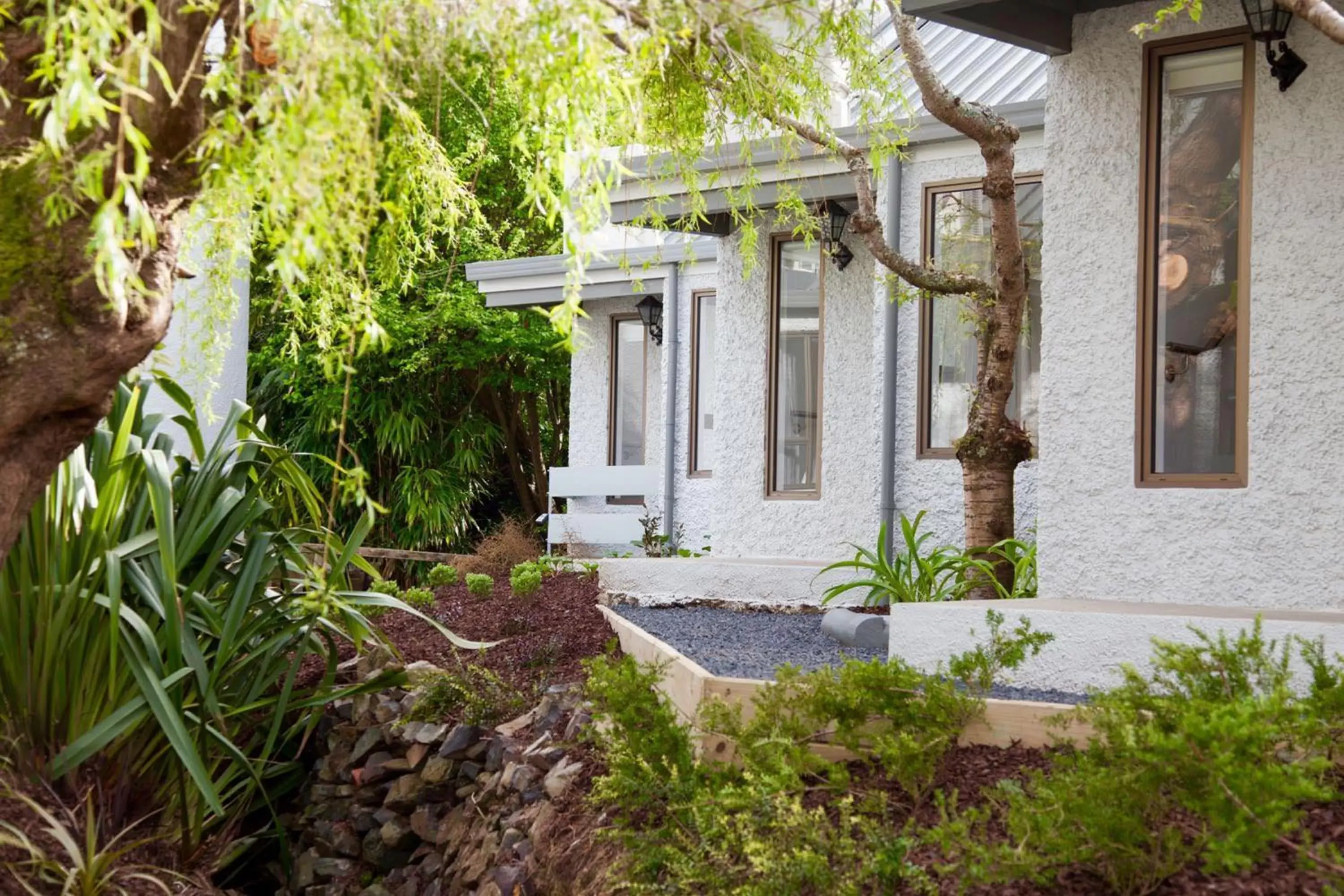 Other in Aria on Bank Other in Aria on Bank