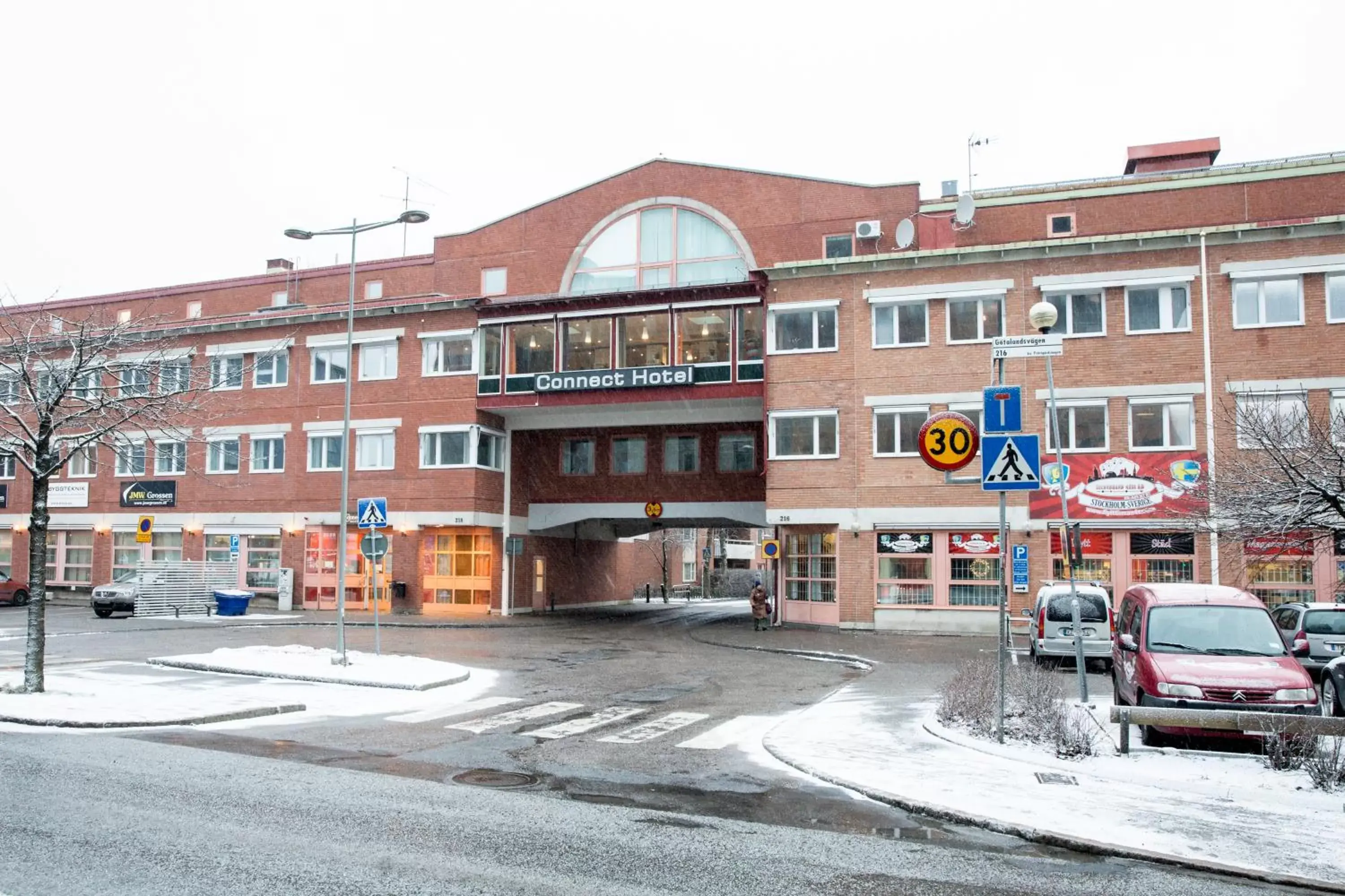 Facade/entrance, Property Building in Connect Hotel Stockholm