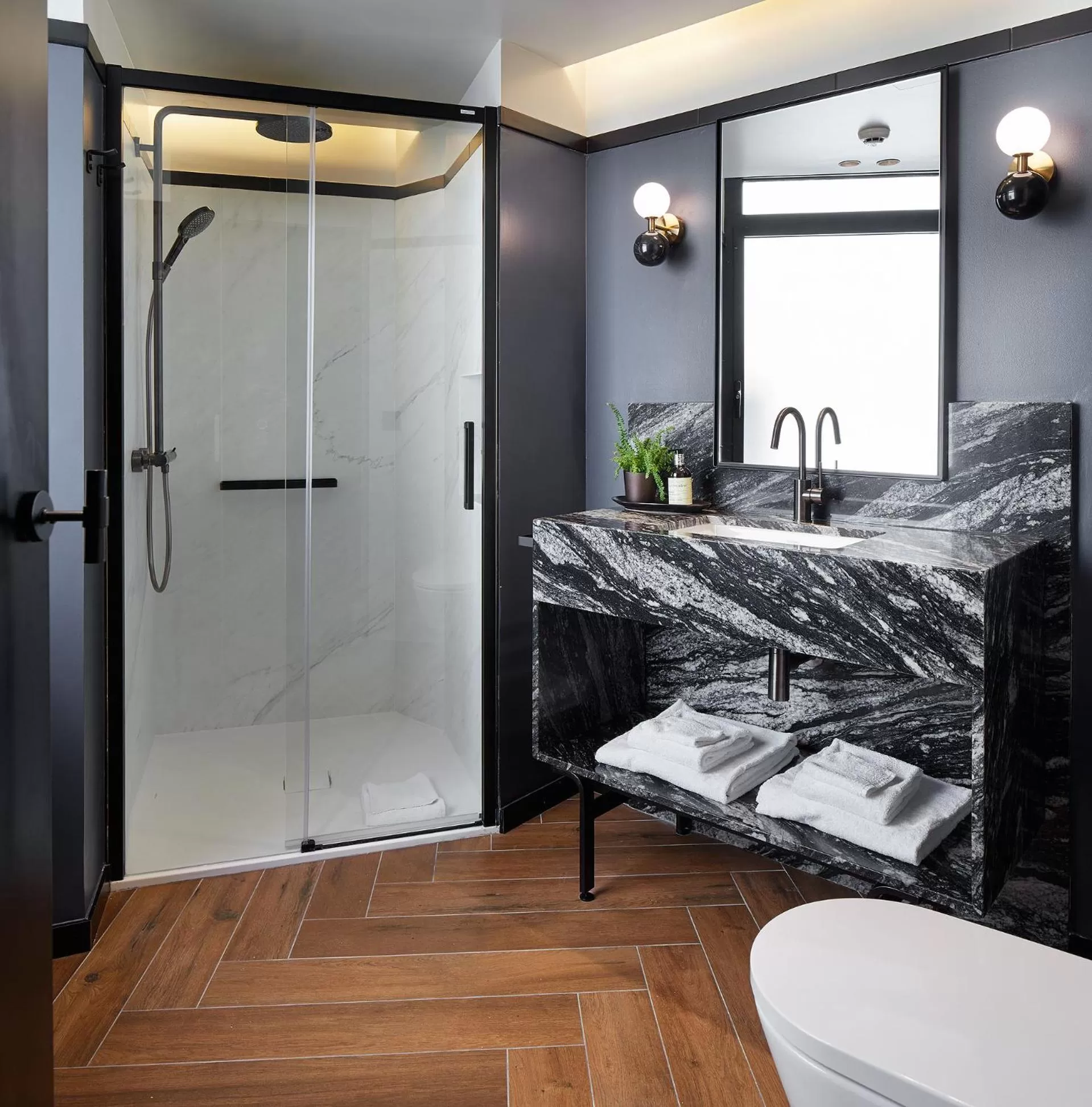 Bathroom in Hotel SANSEbay