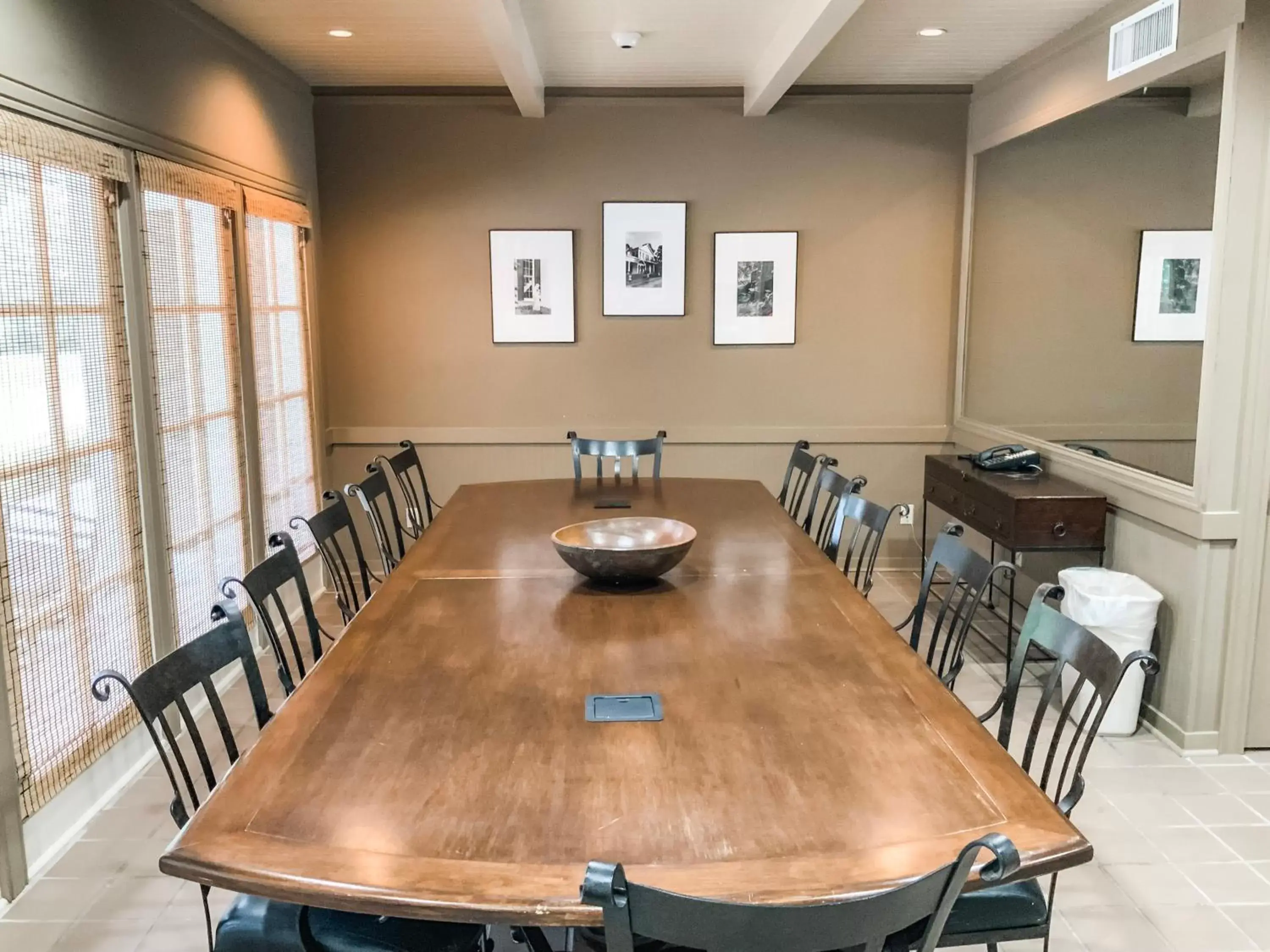 Meeting/conference room in The Lodge at The Bluffs