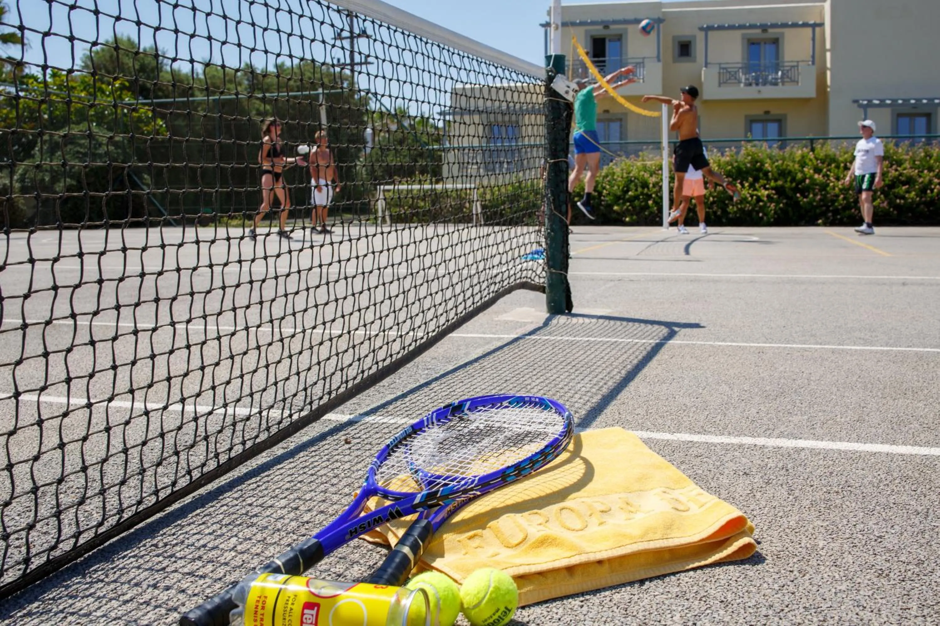 Tennis court, Tennis/Squash in Europa Beach Hotel