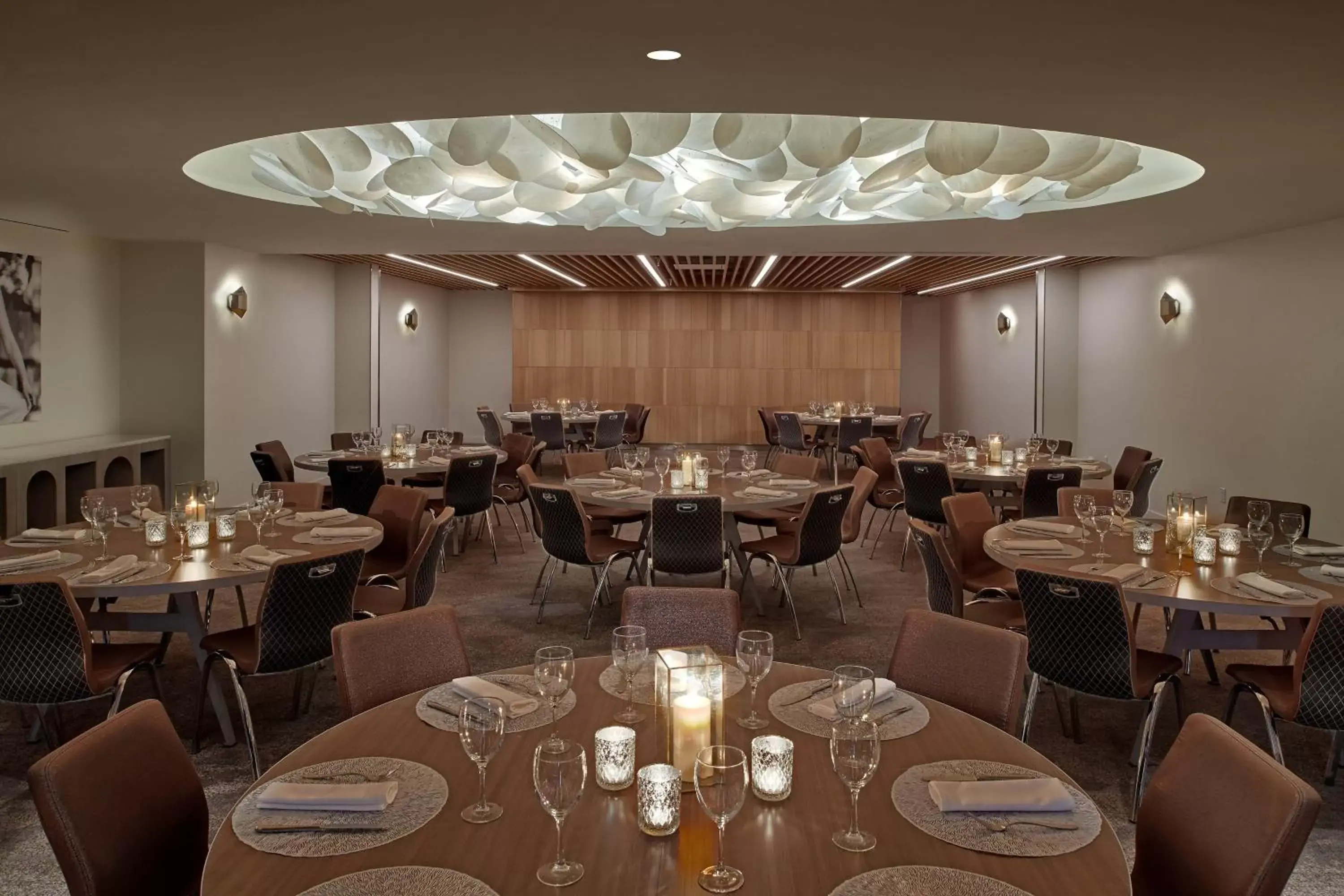 Meeting/conference room, Banquet Facilities in W Los Angeles – West Beverly Hills