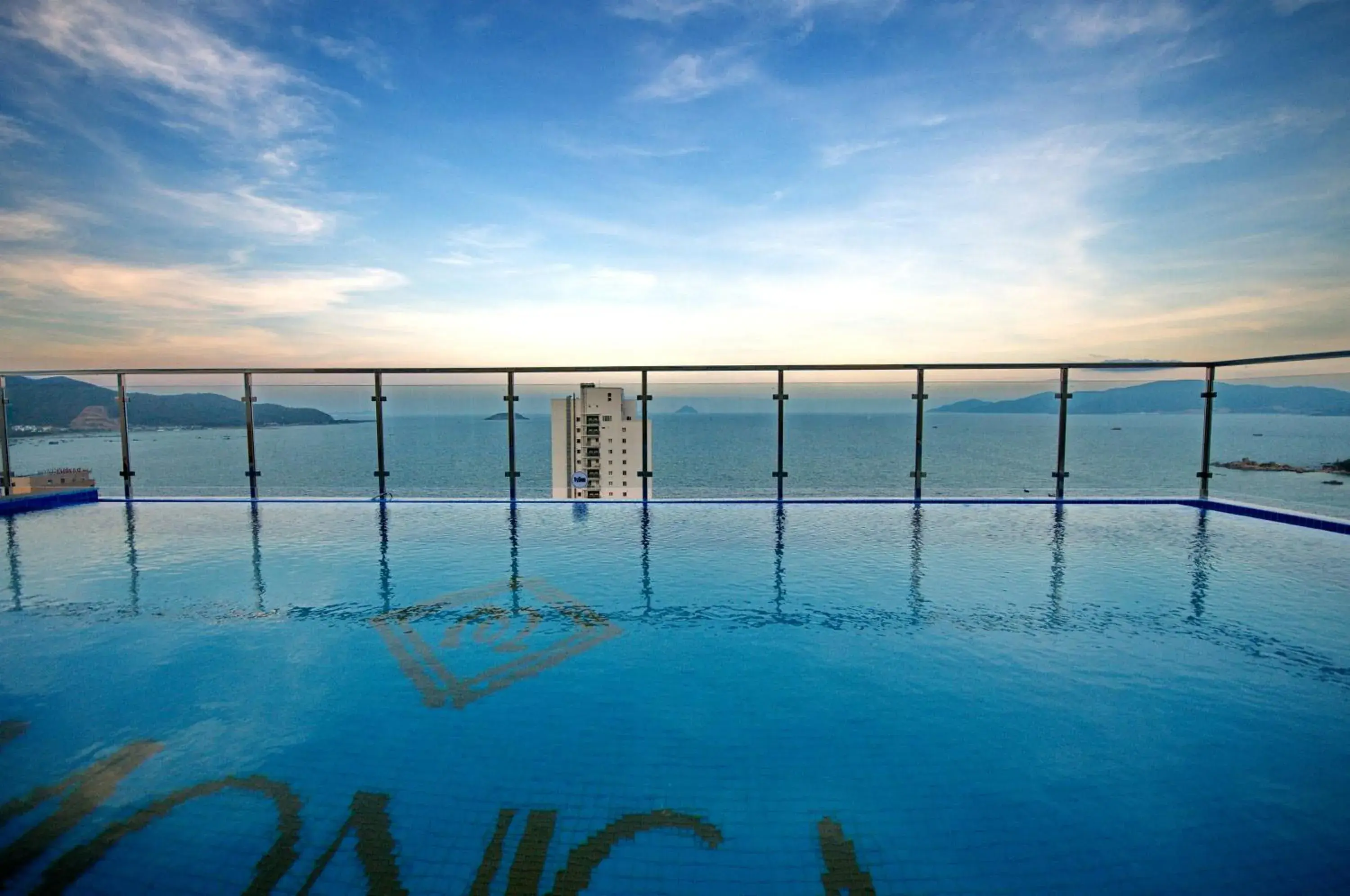 Swimming Pool in Gibson Hotel Nha Trang