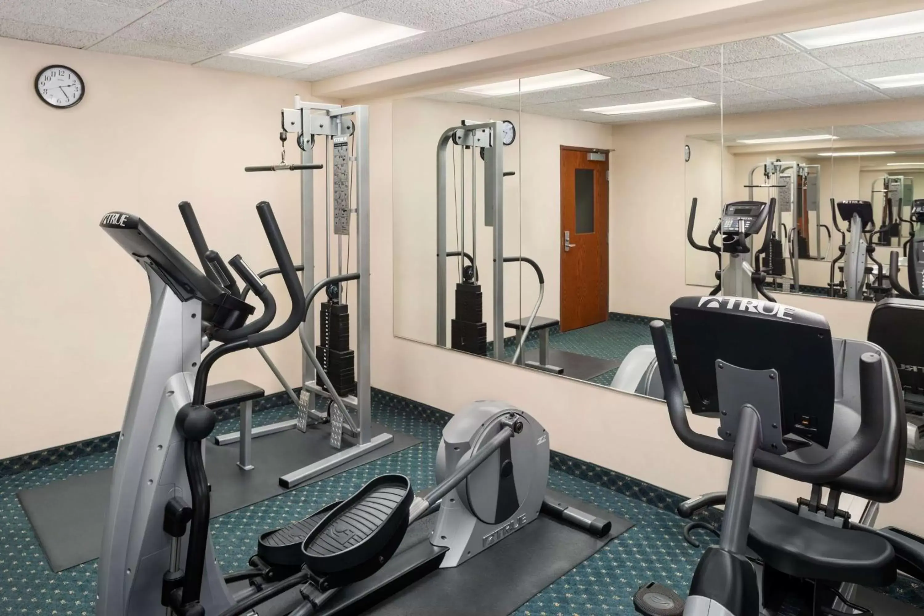 Activities, Fitness Center/Facilities in Country Inn & Suites by Radisson, Jonesborough-Johnson City West, TN