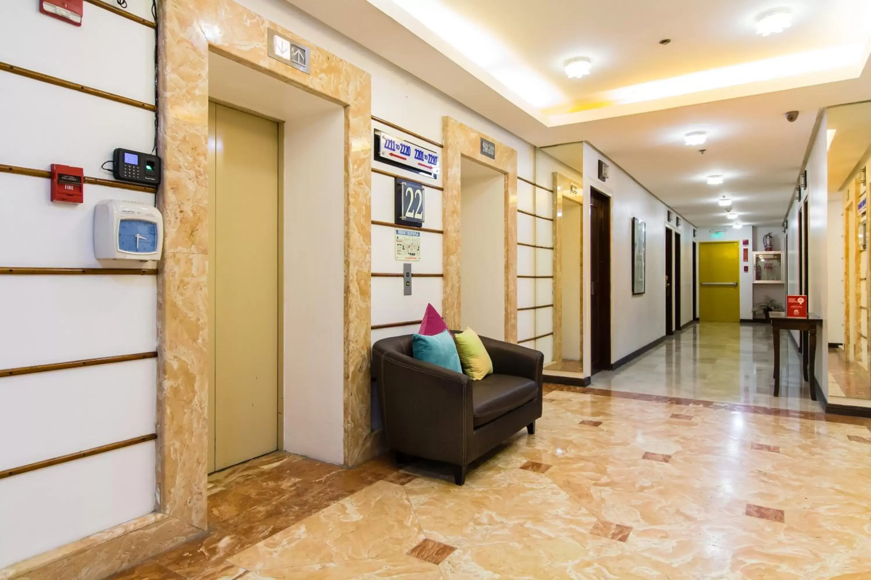 elevator, Lobby/Reception in JMM Grand Suites