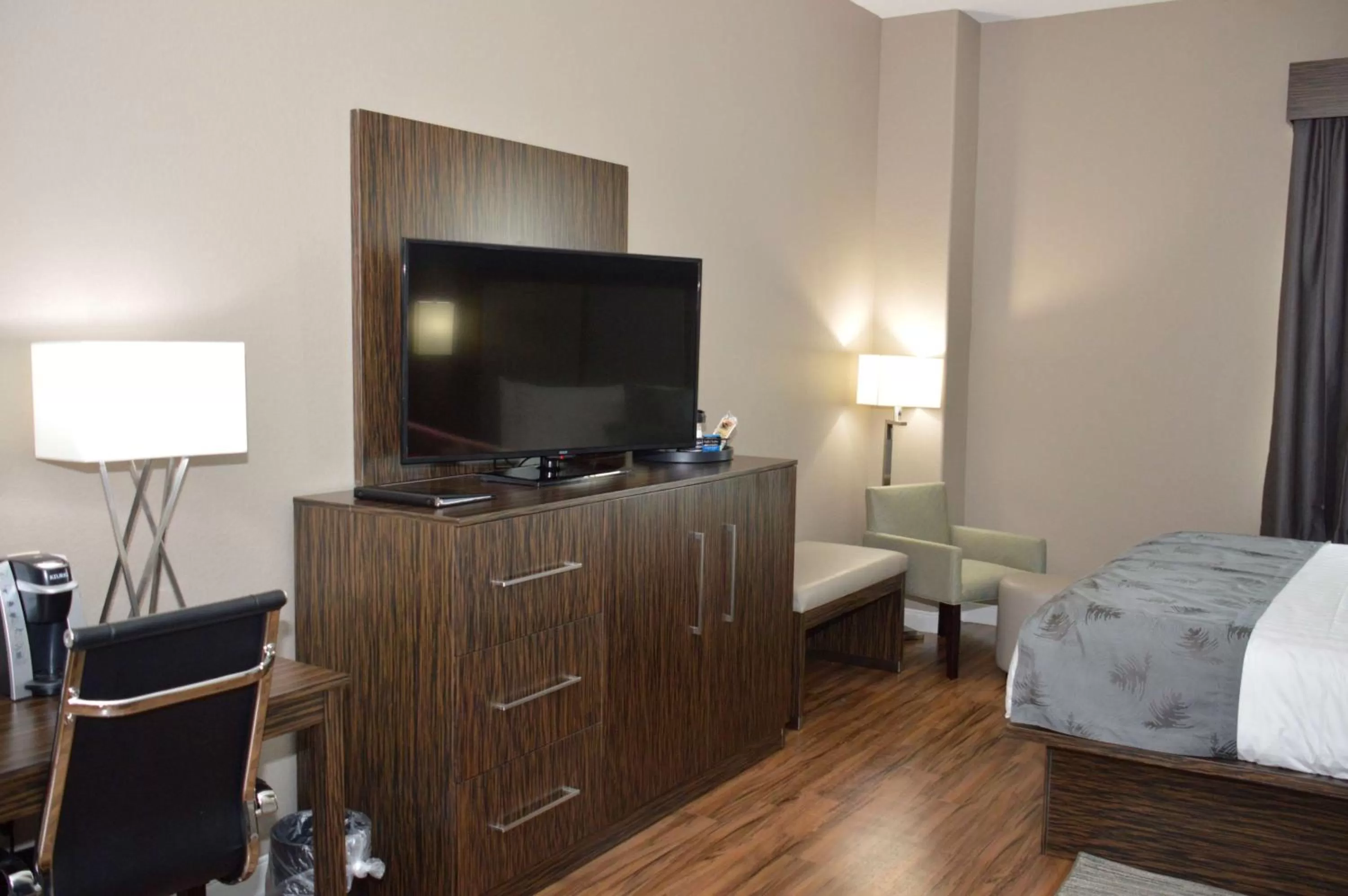 King Suite in Best Western Plus Pflugerville Inn & Suites
