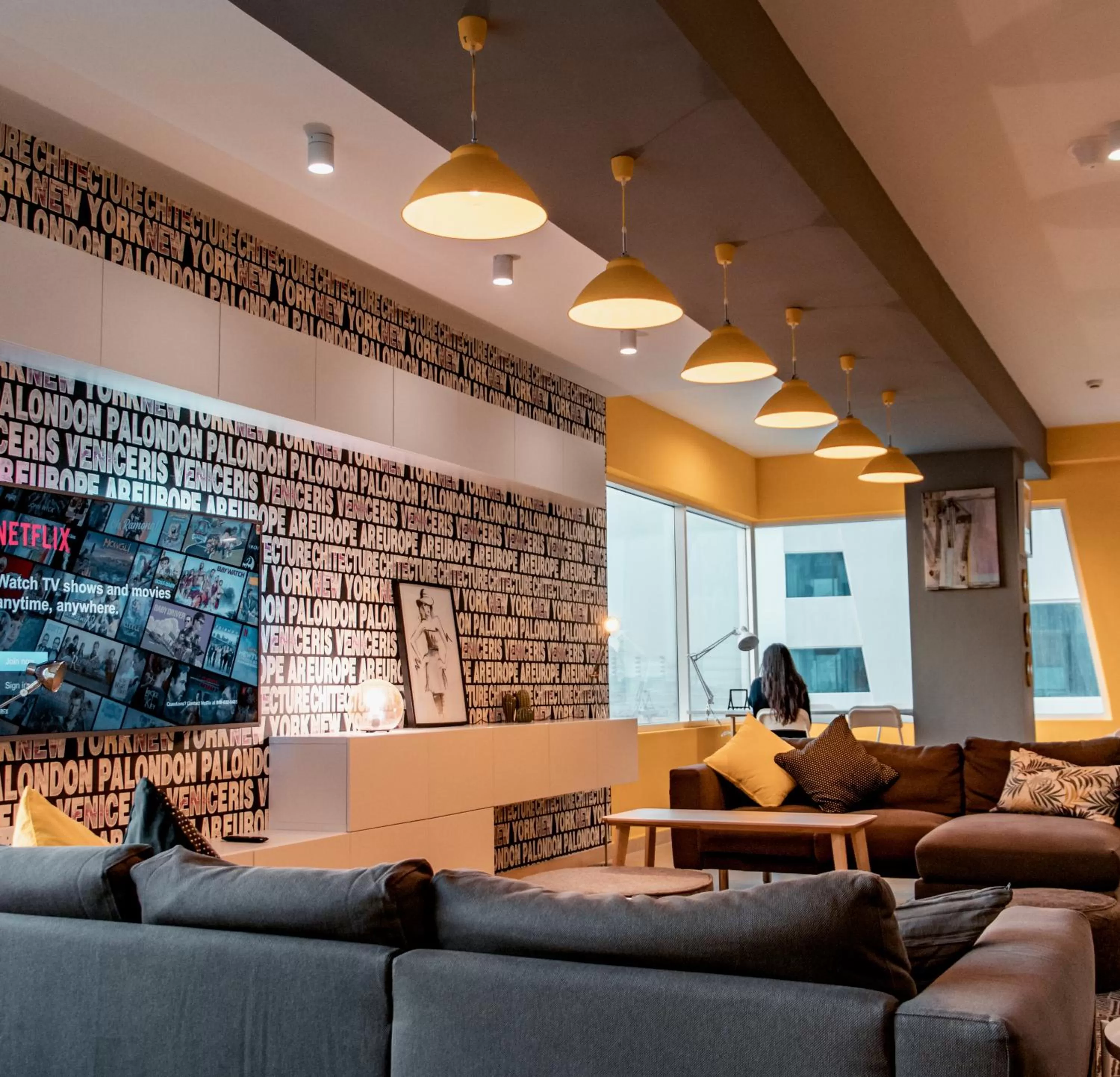 Living room in KSK Homes Hotel Dubai Academic City