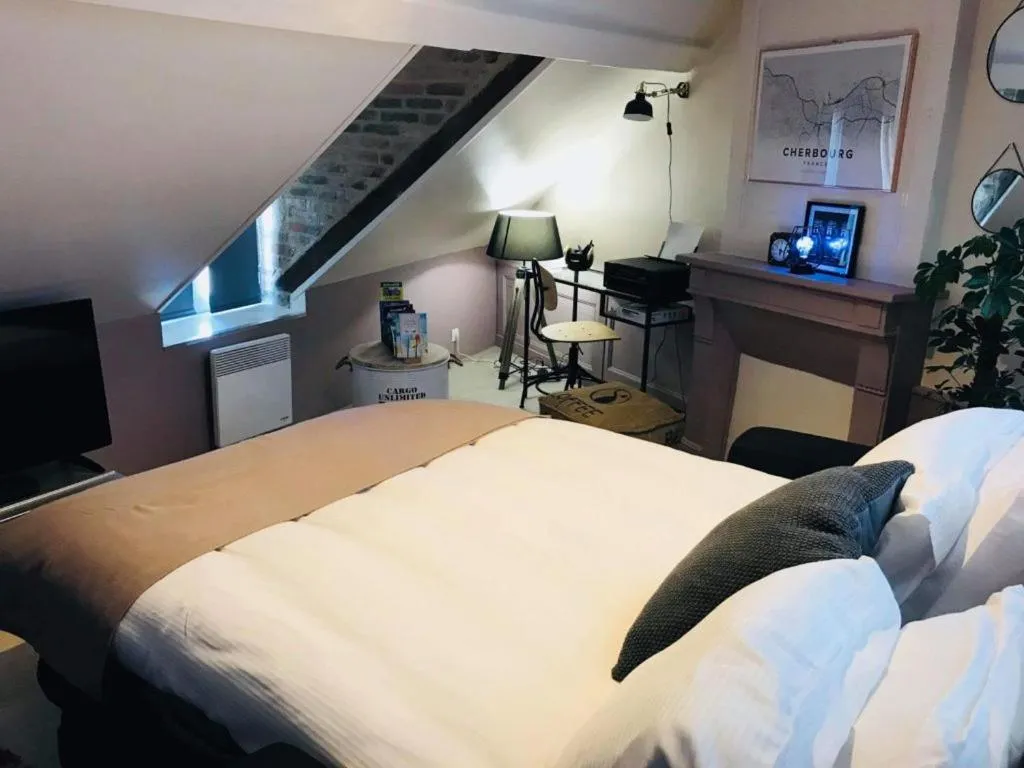 Living room, Bed in La Fabrique - Les Loges Normandes