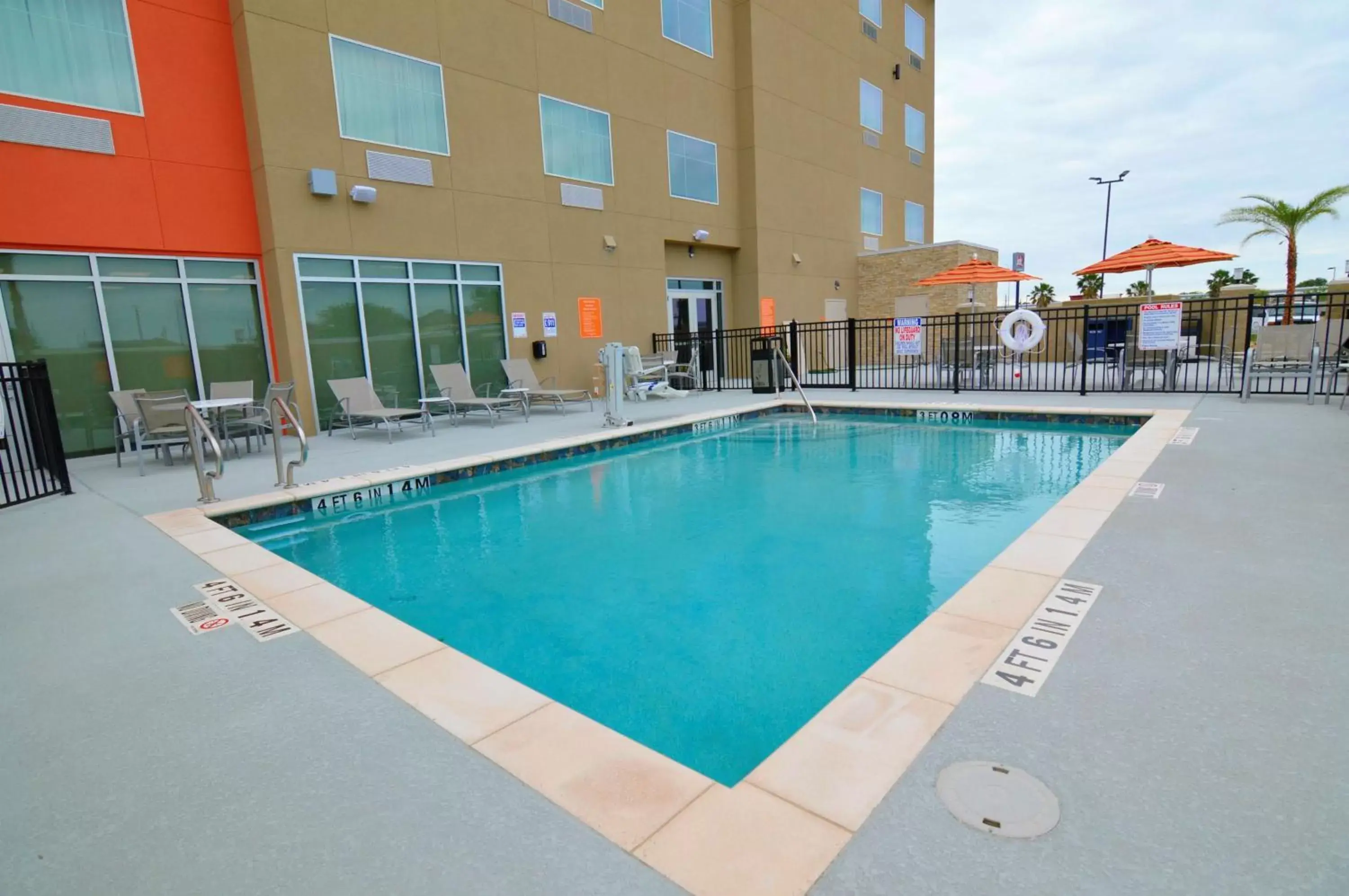 On site, Swimming Pool in Best Western Executive Residency IH-37 Corpus Christi