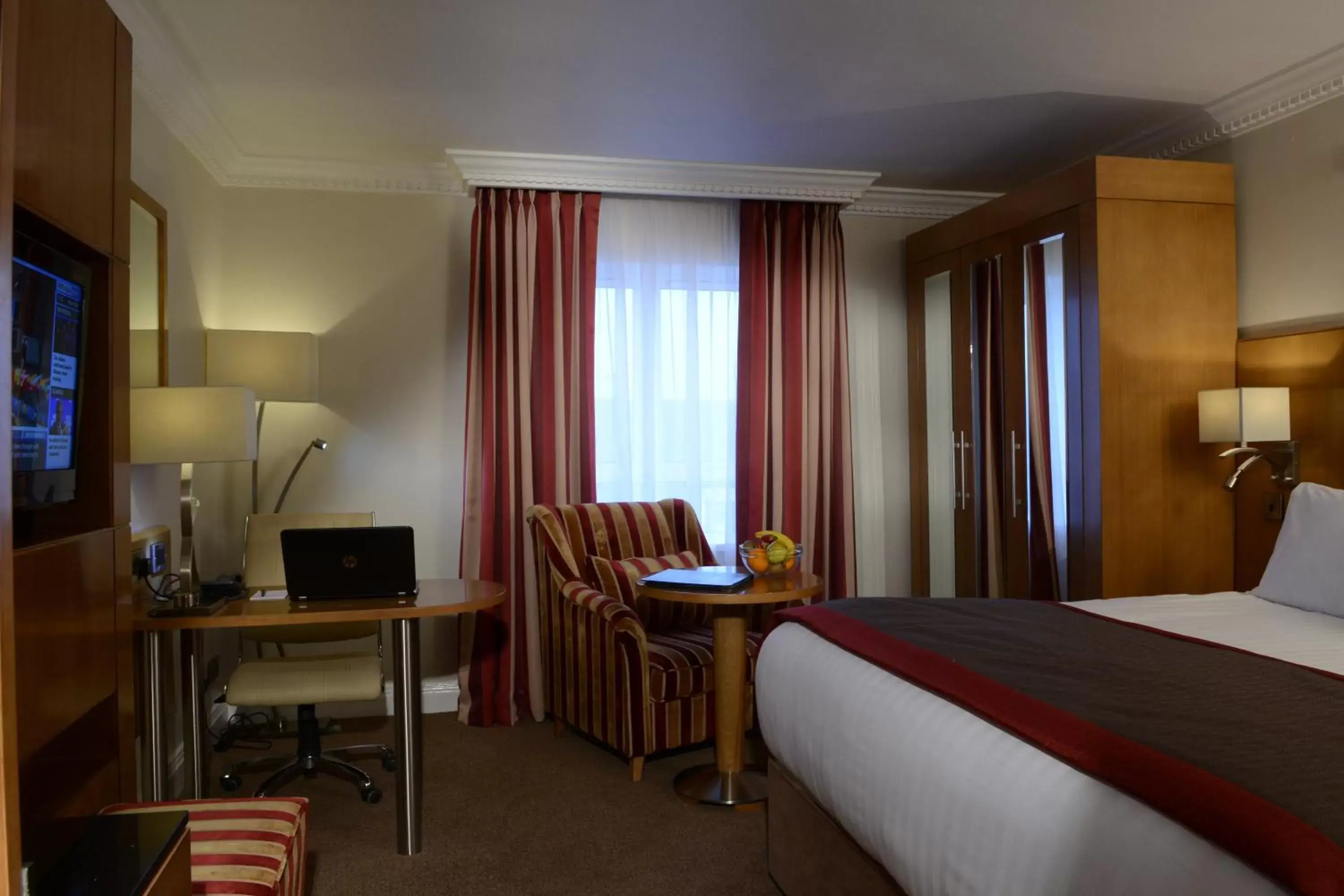 Bedroom, Bed in Clanree Hotel & Leisure Centre