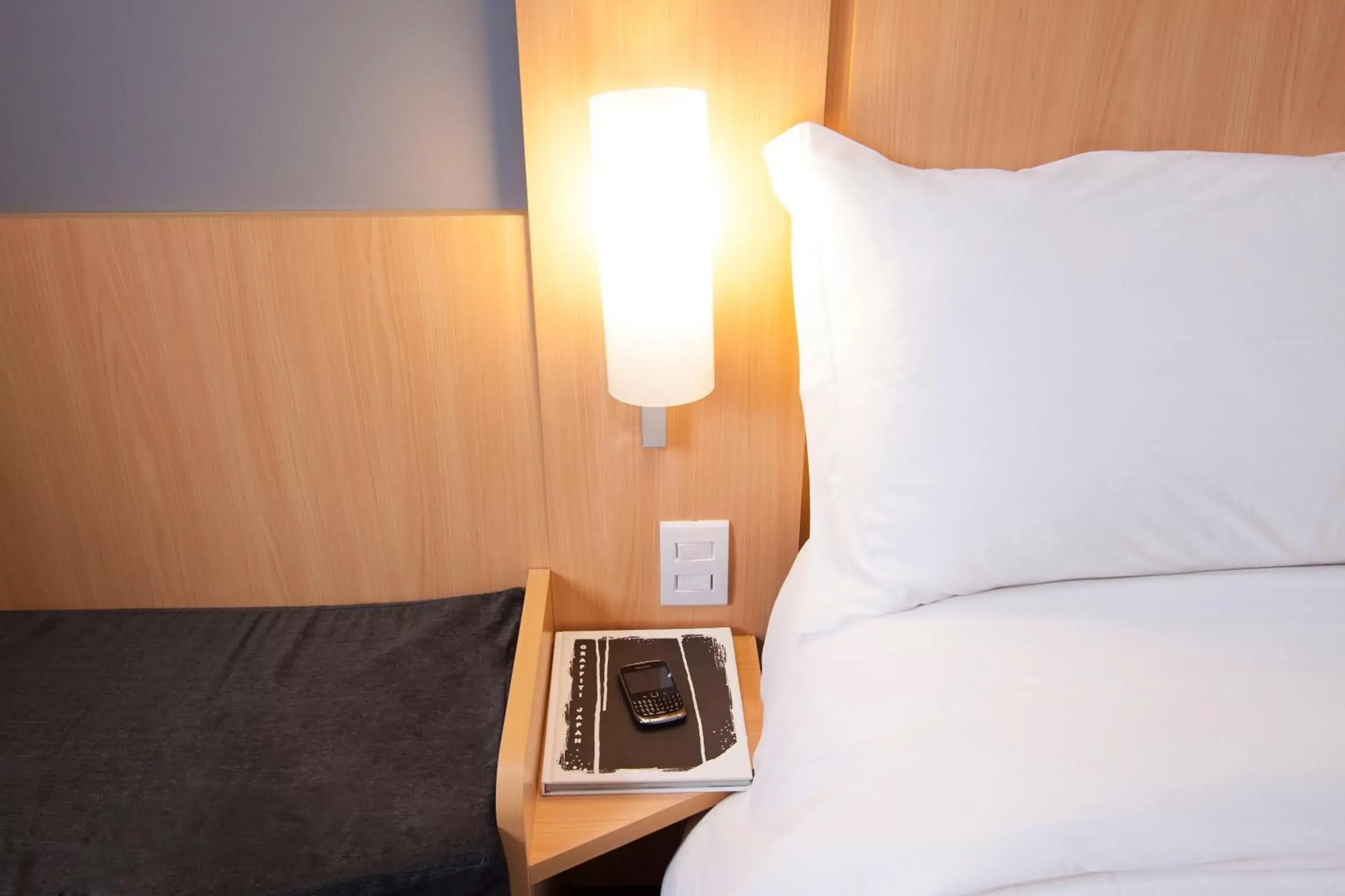 Bed, Seating Area in ibis Cascavel