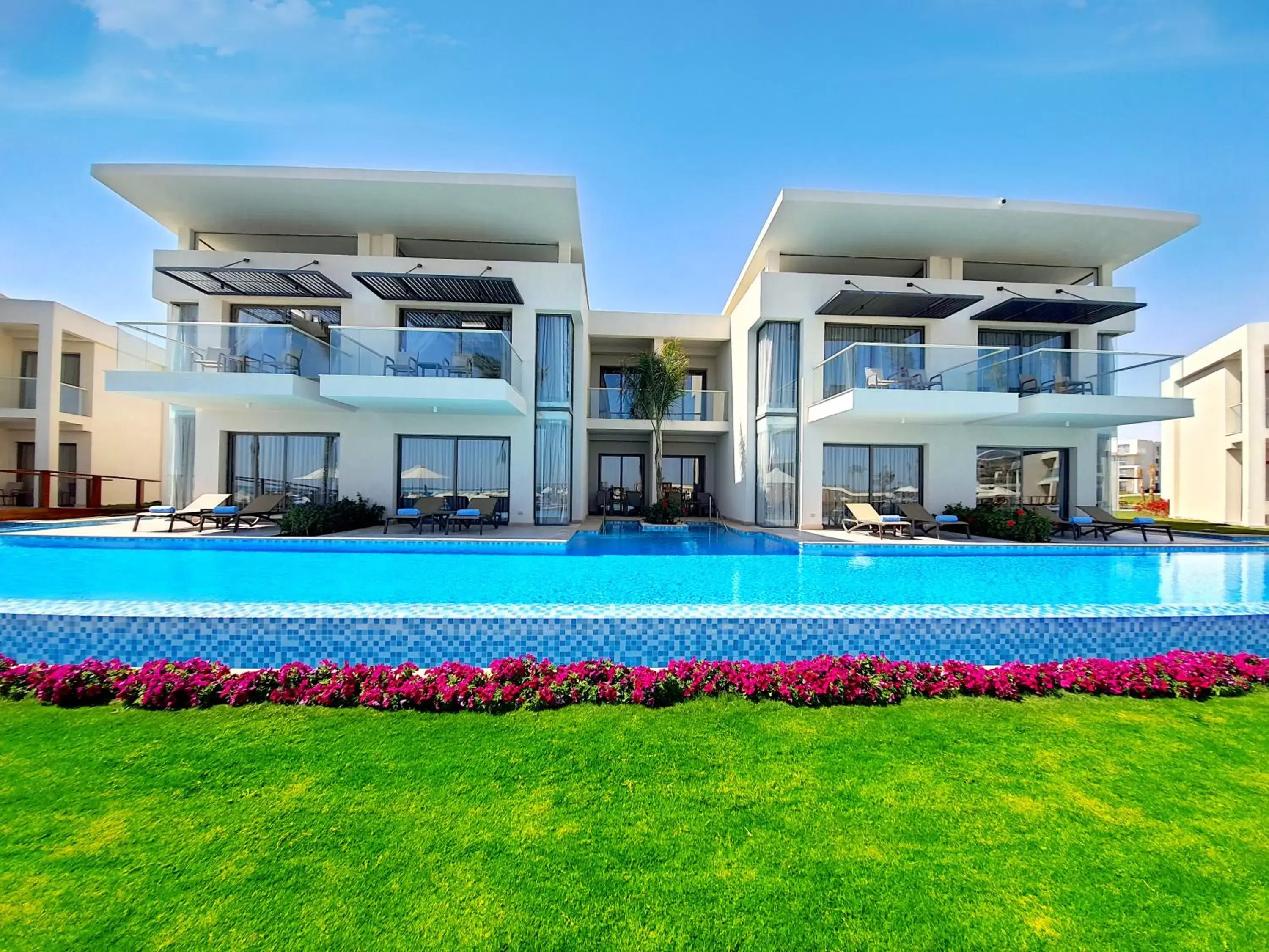 Property Building in Rixos Premium Magawish Suites and Villas- Ultra All-Inclusive