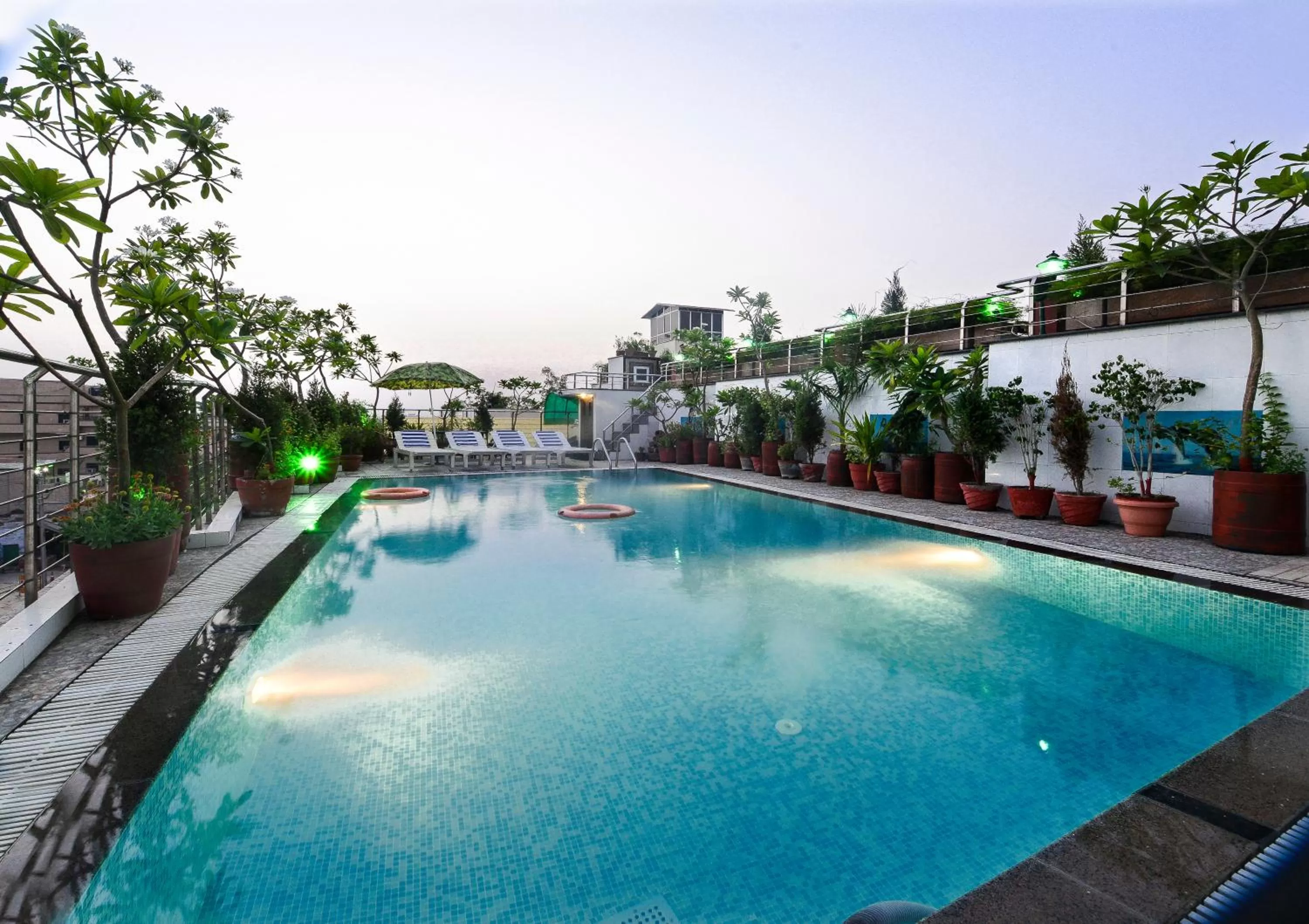 Swimming pool in Hotel Taj Resorts