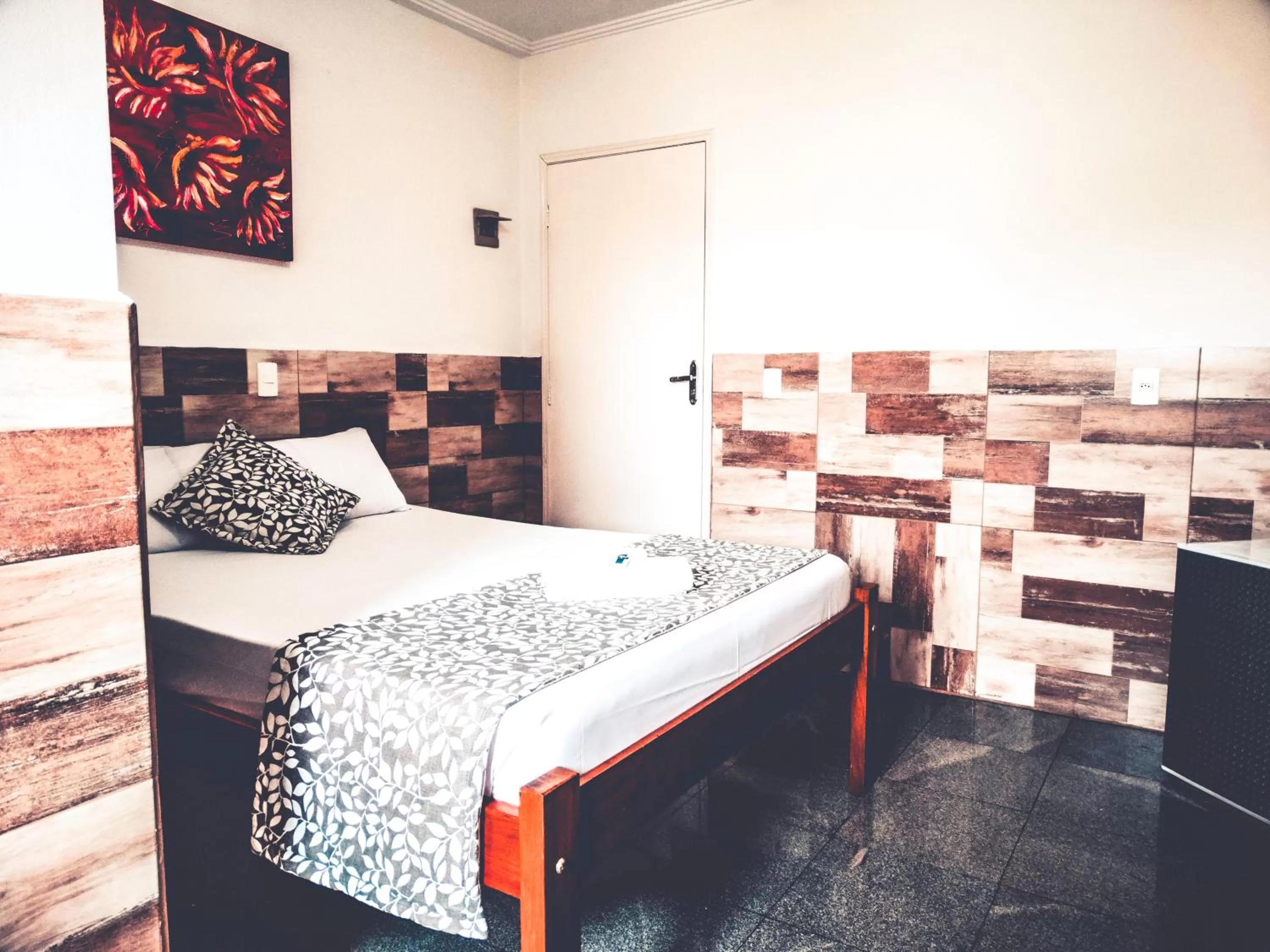 Bed in Maranim Plaza Hotel