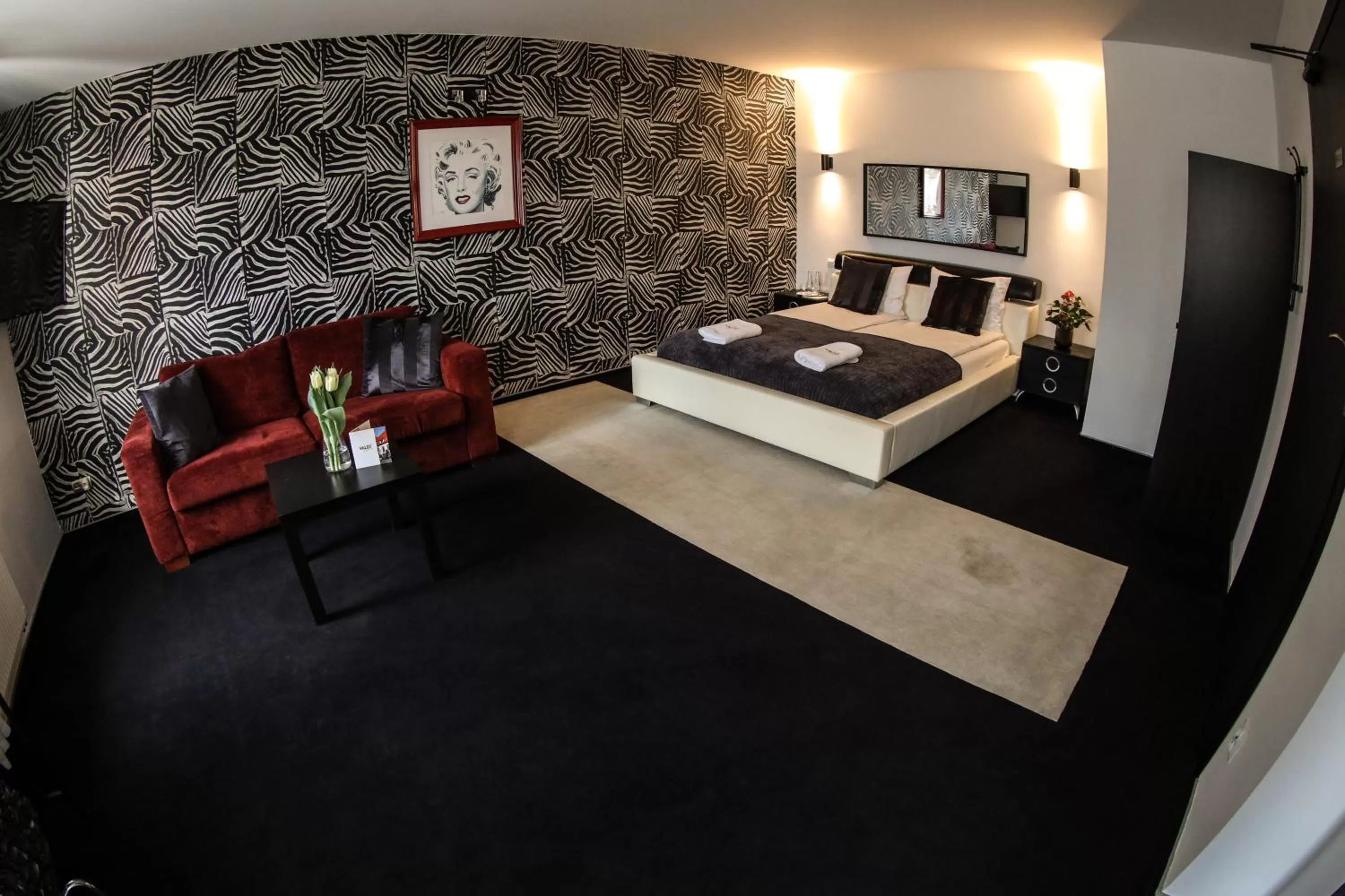 Seating Area in Valdi Classic