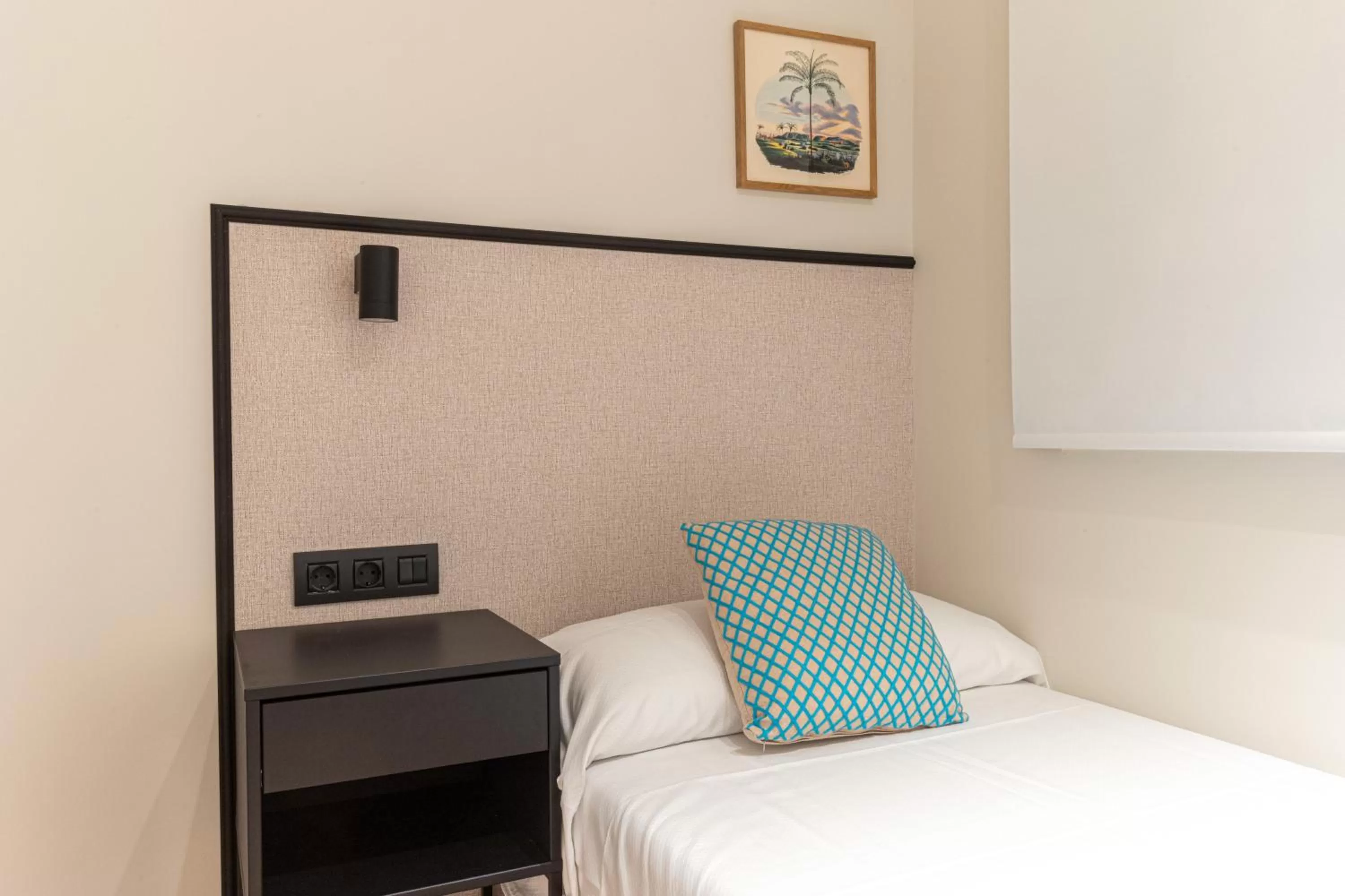 Bed in Atica Apartments - by Weflating