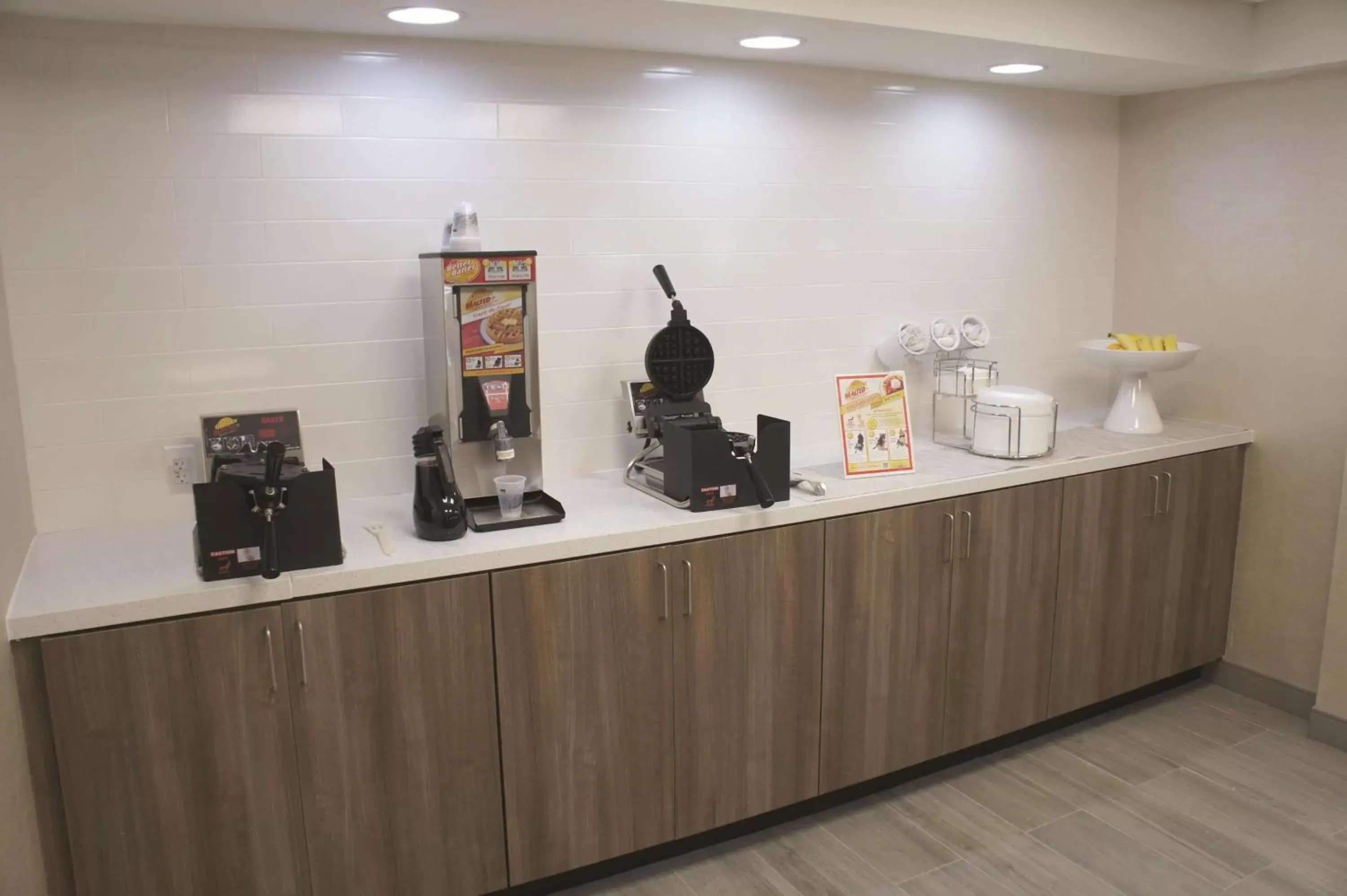 Food in La Quinta by Wyndham Columbus MS Food in La Quinta by Wyndham Columbus MS