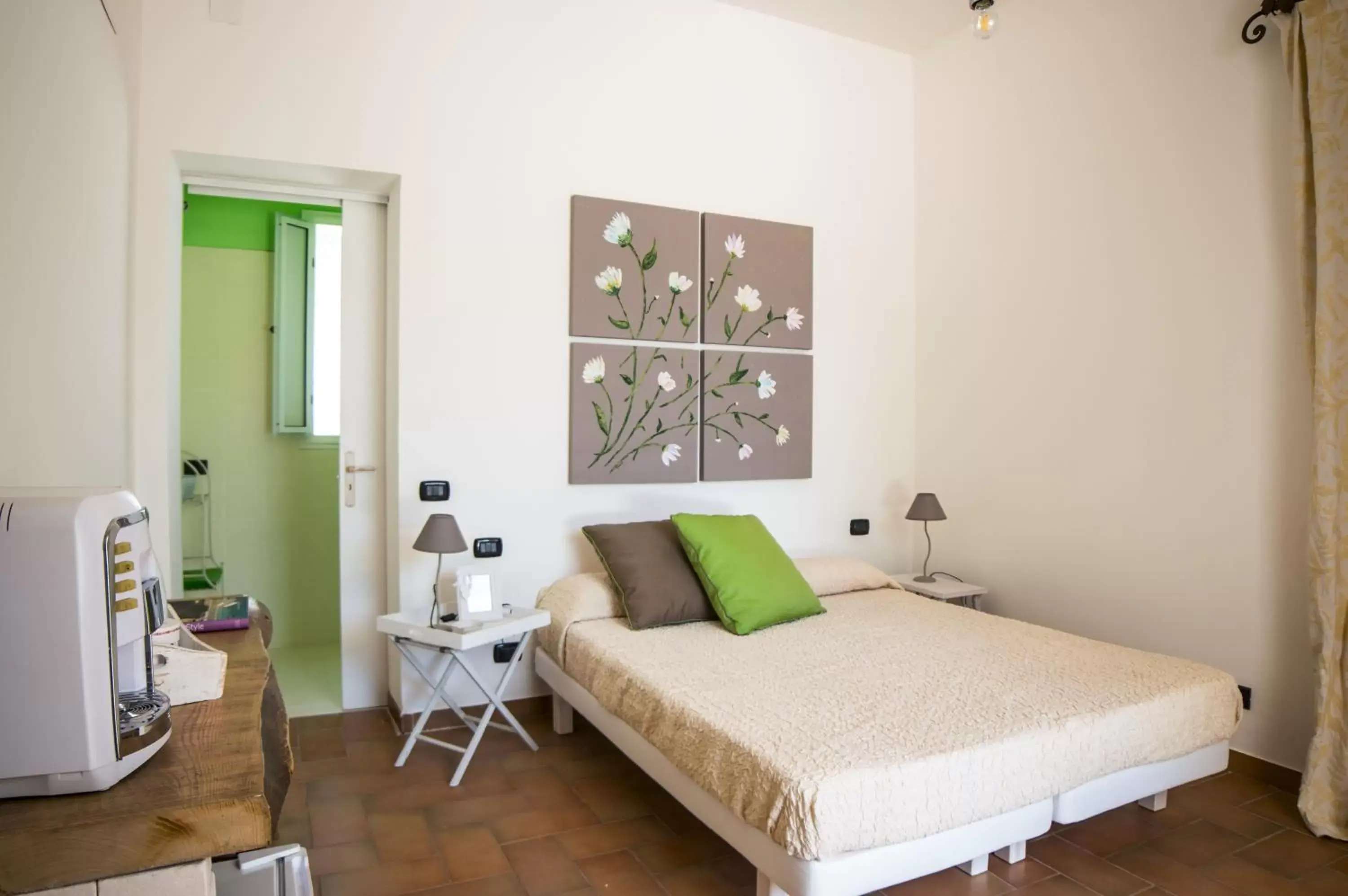 Double or Twin Room with Garden View - single occupancy in Relais Trulli Le Icone Double or Twin Room with Garden View - single occupancy in Relais Trulli Le Icone