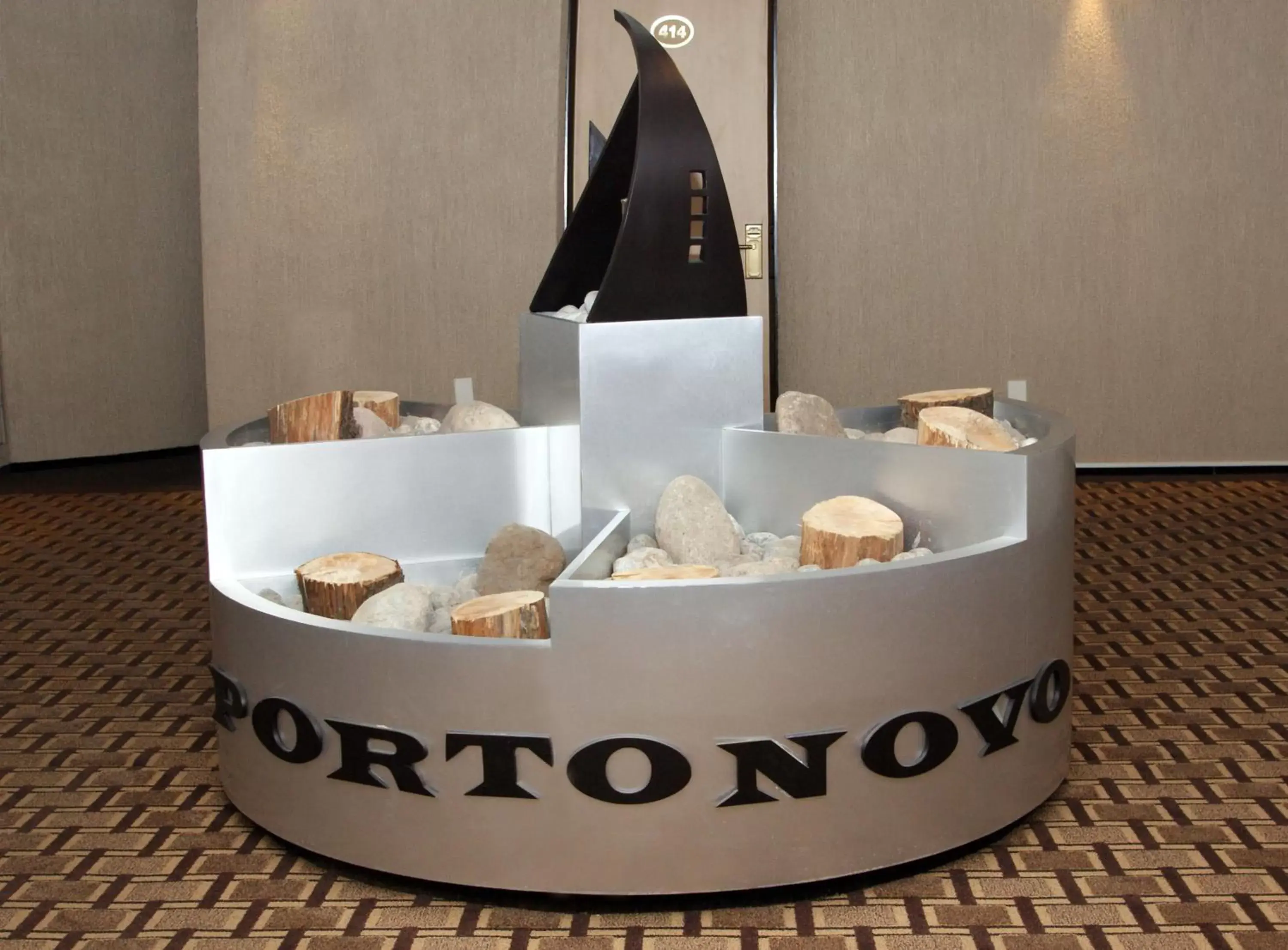 Decorative detail in Porto Novo Hotel & Suites