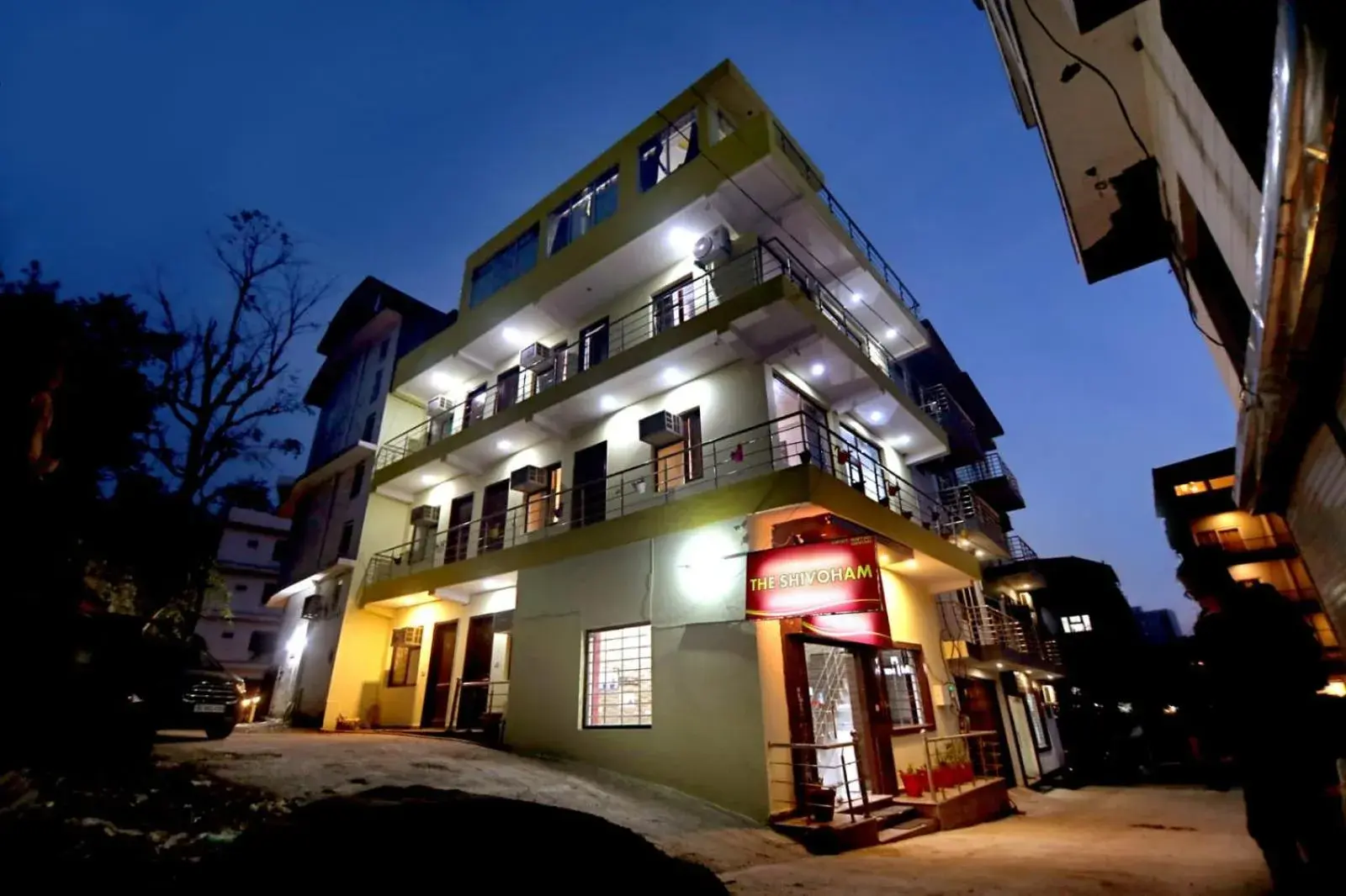 Property Building in Hotel Shivoham Palace Tapovan