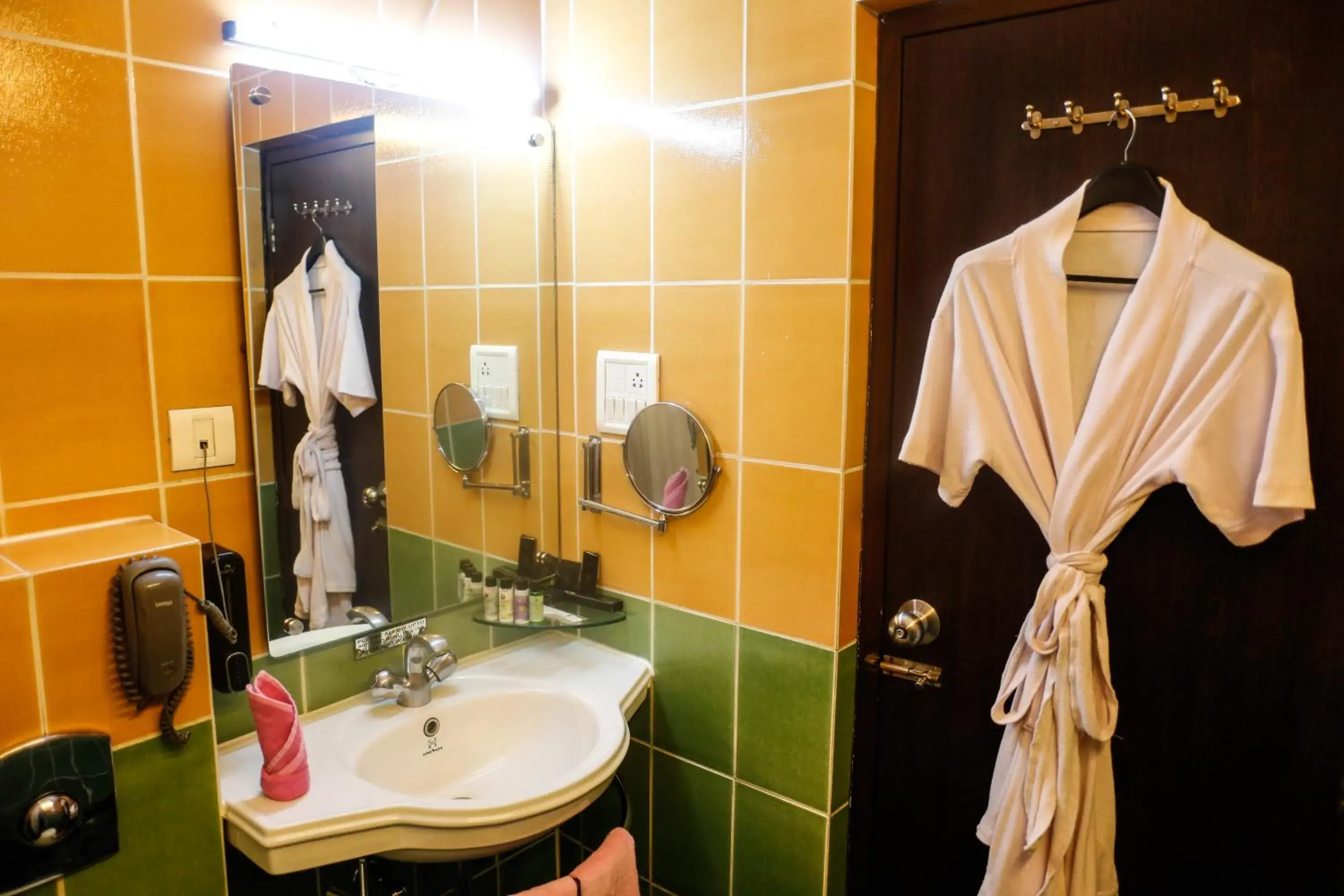 Shower, Bathroom in Capitol Residency