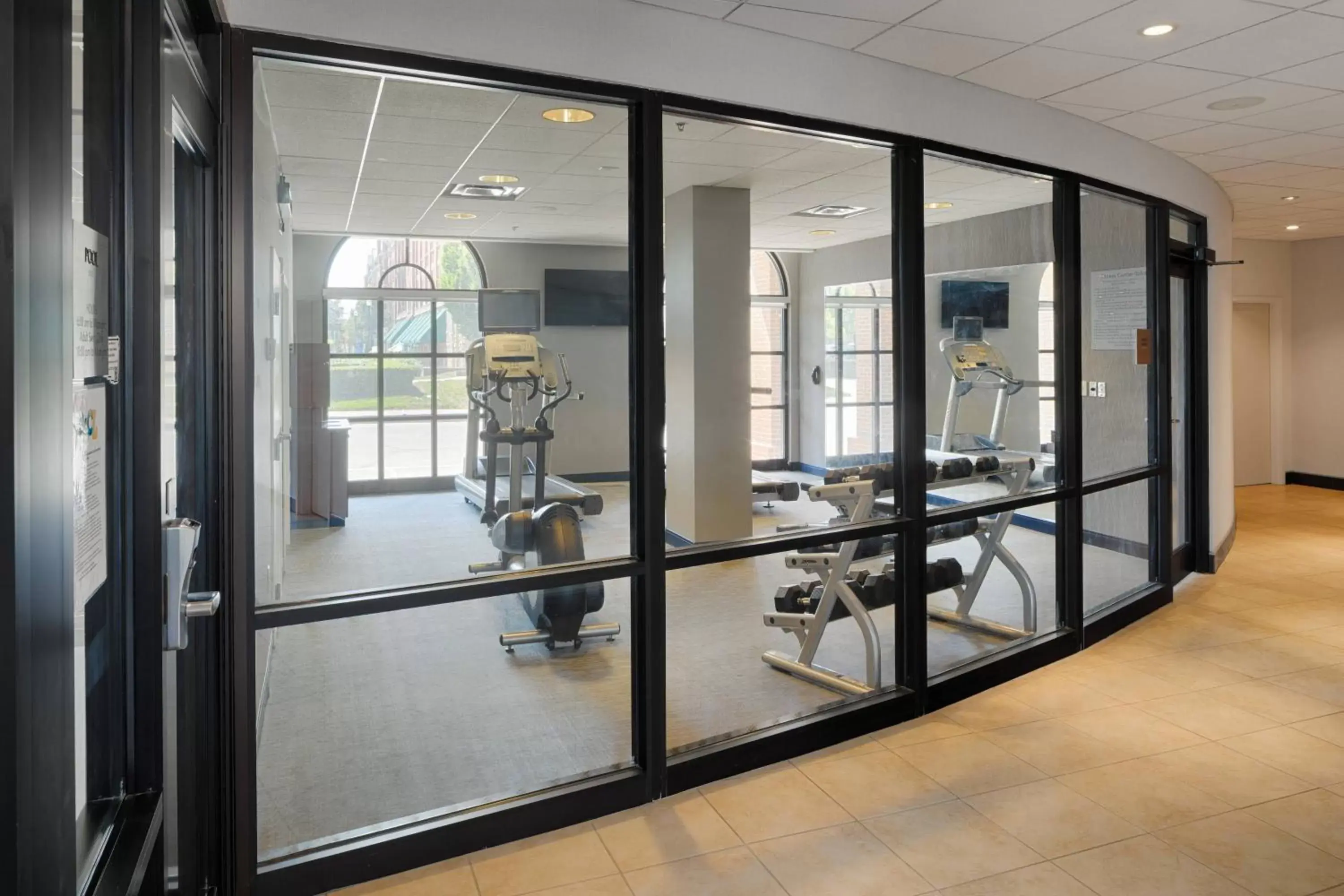 Fitness centre/facilities in Courtyard by Marriott Springfield Downtown