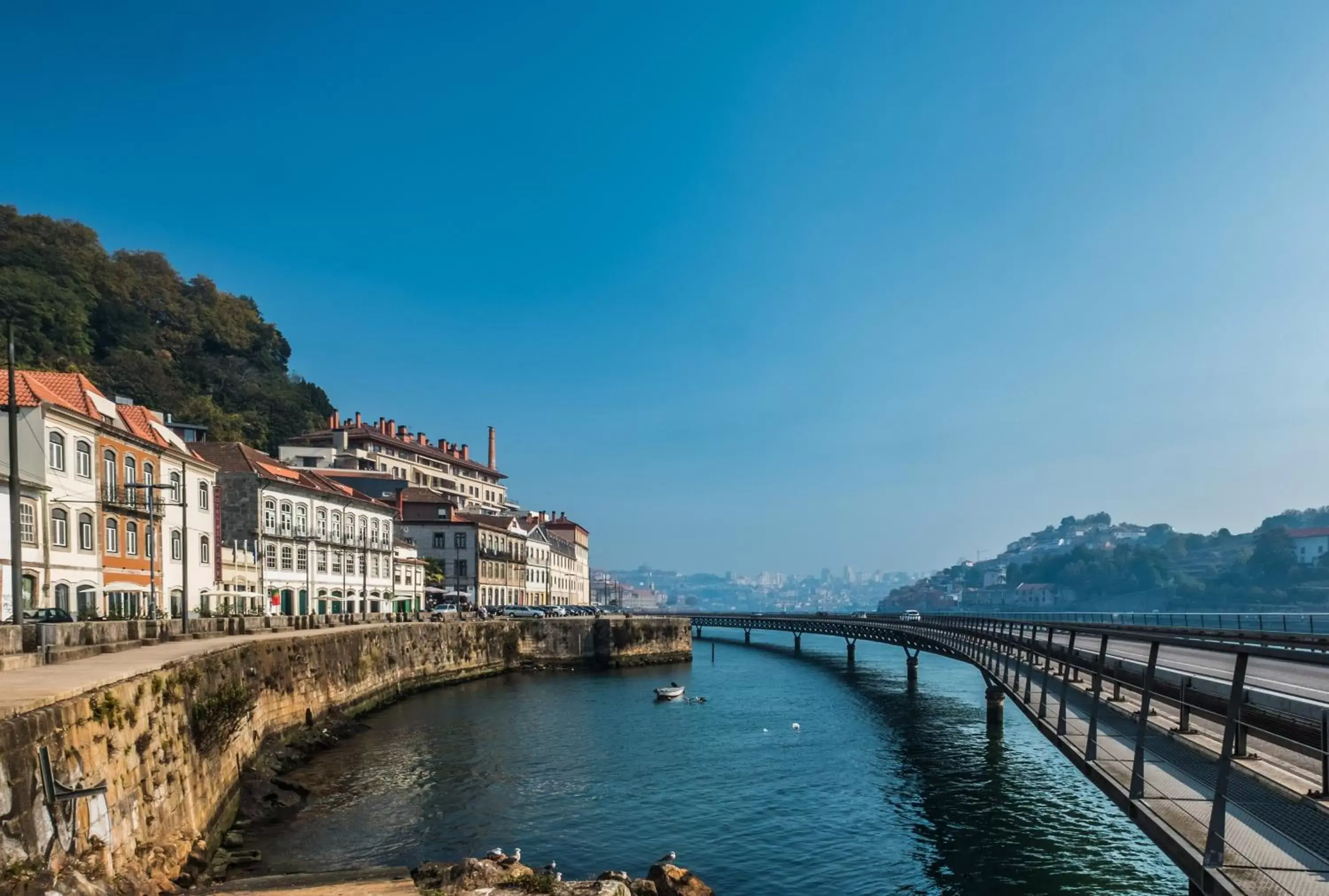 Neighbourhood in Vila Gale Porto Ribeira