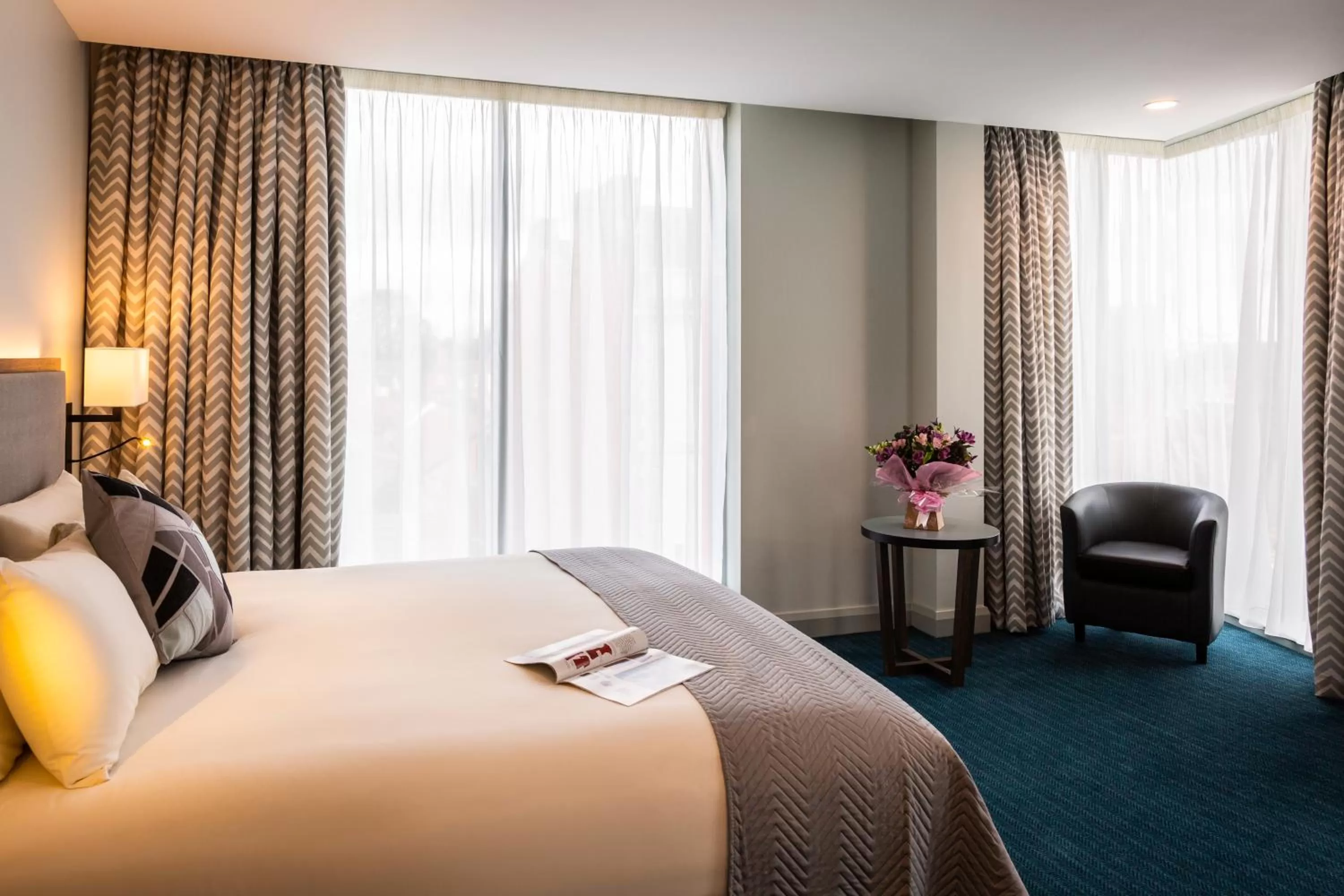 Photo of the whole room, Bed in Mercure Bridgwater