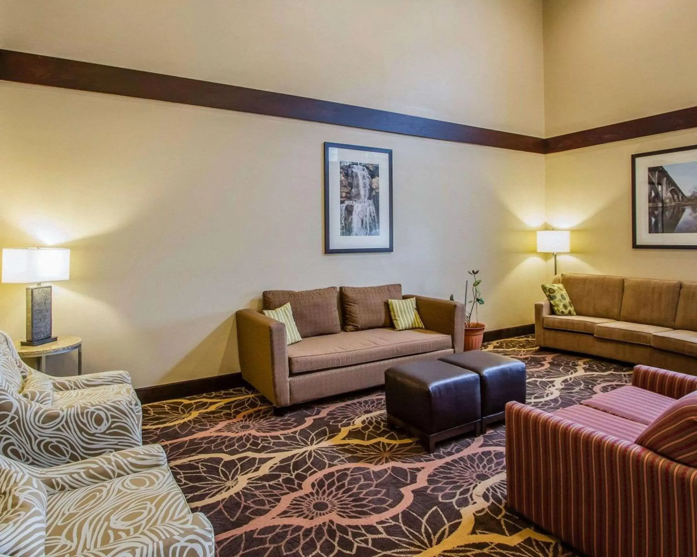 Lobby or reception, Seating Area in Quality Inn Perryville