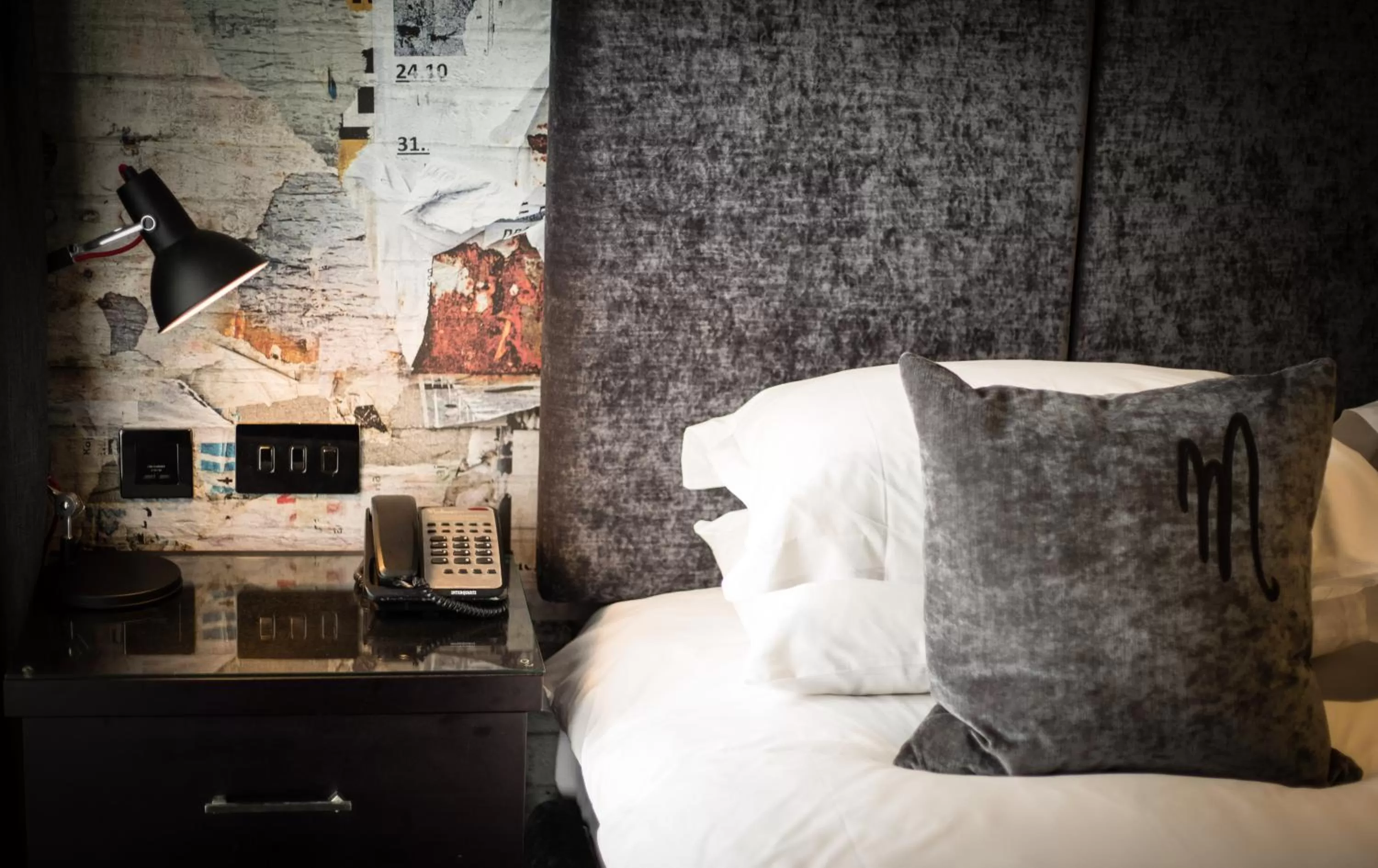 Bedroom, Bed in Malmaison Reading