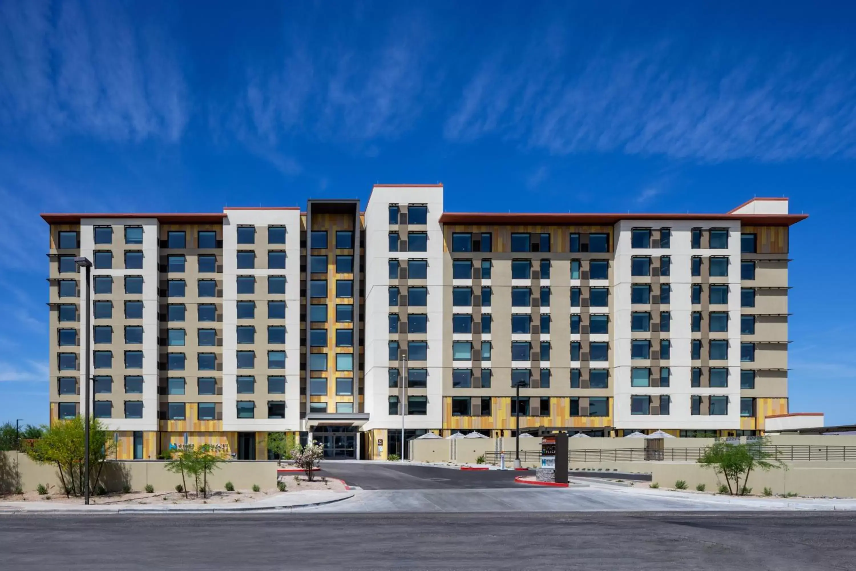 Property Building in Hyatt Place Scottsdale North