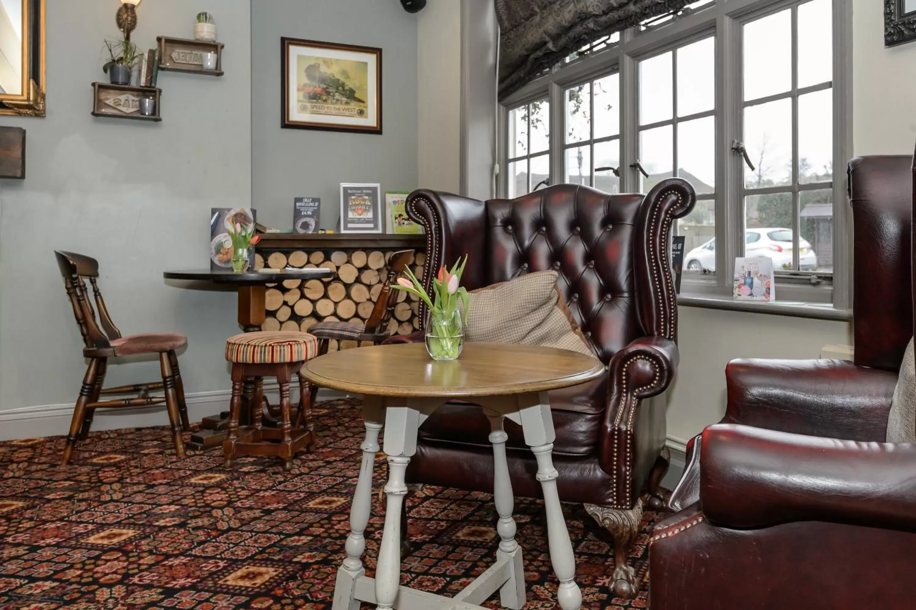 Living room in Balfour Arms