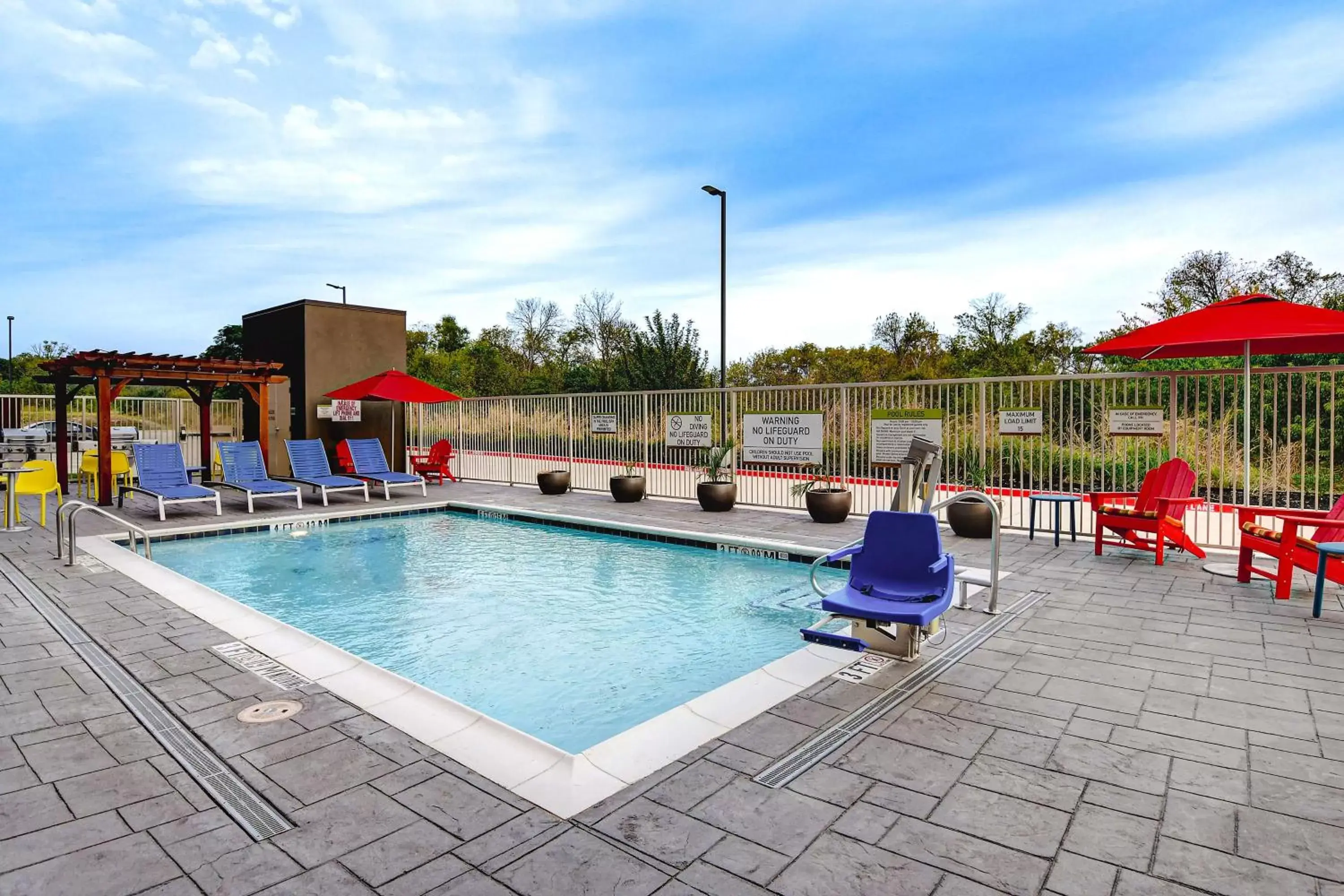 Swimming Pool in Home2 Suites by Hilton North Plano Hwy 75