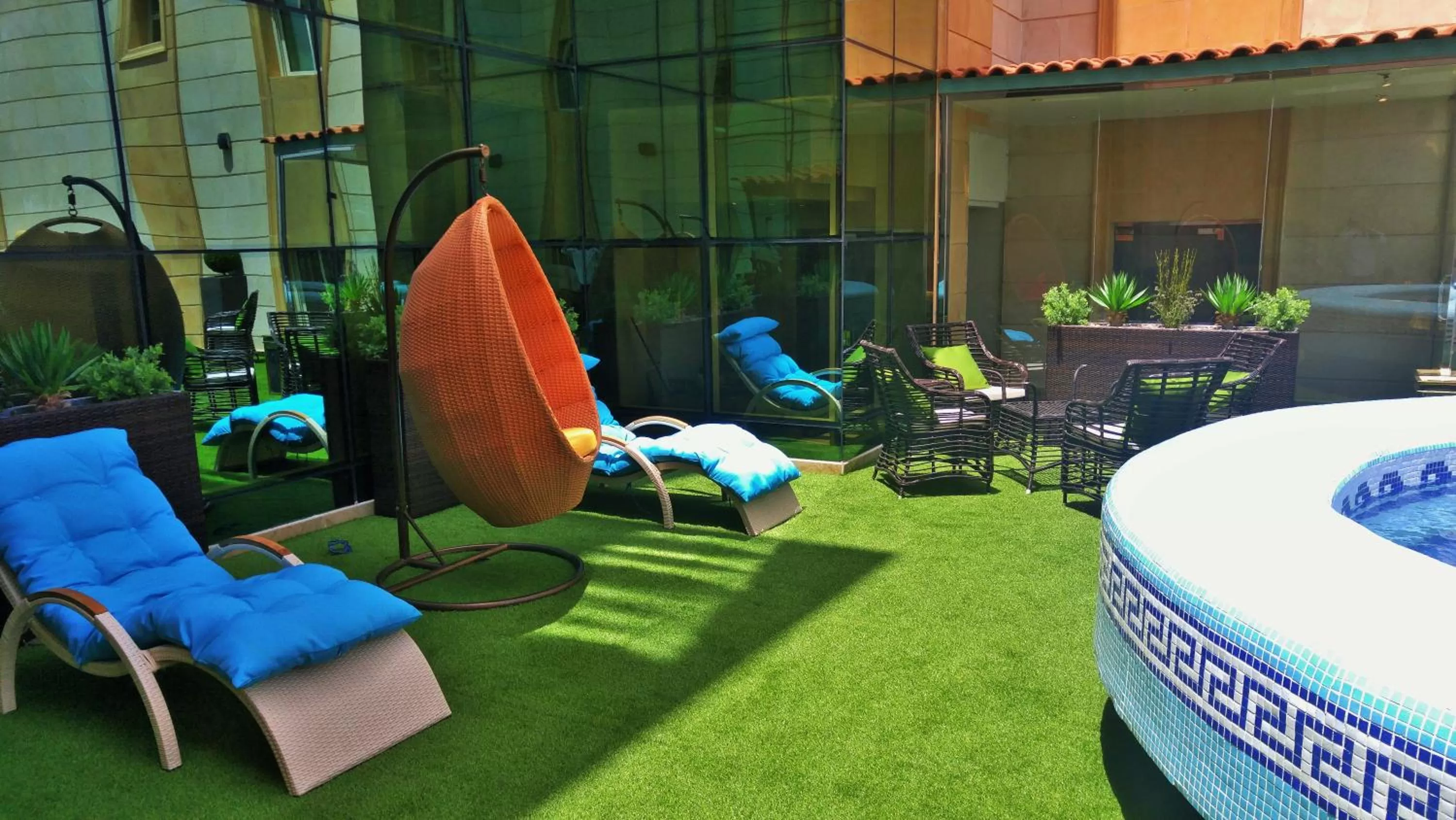 Pool view in Grand Park Hotel