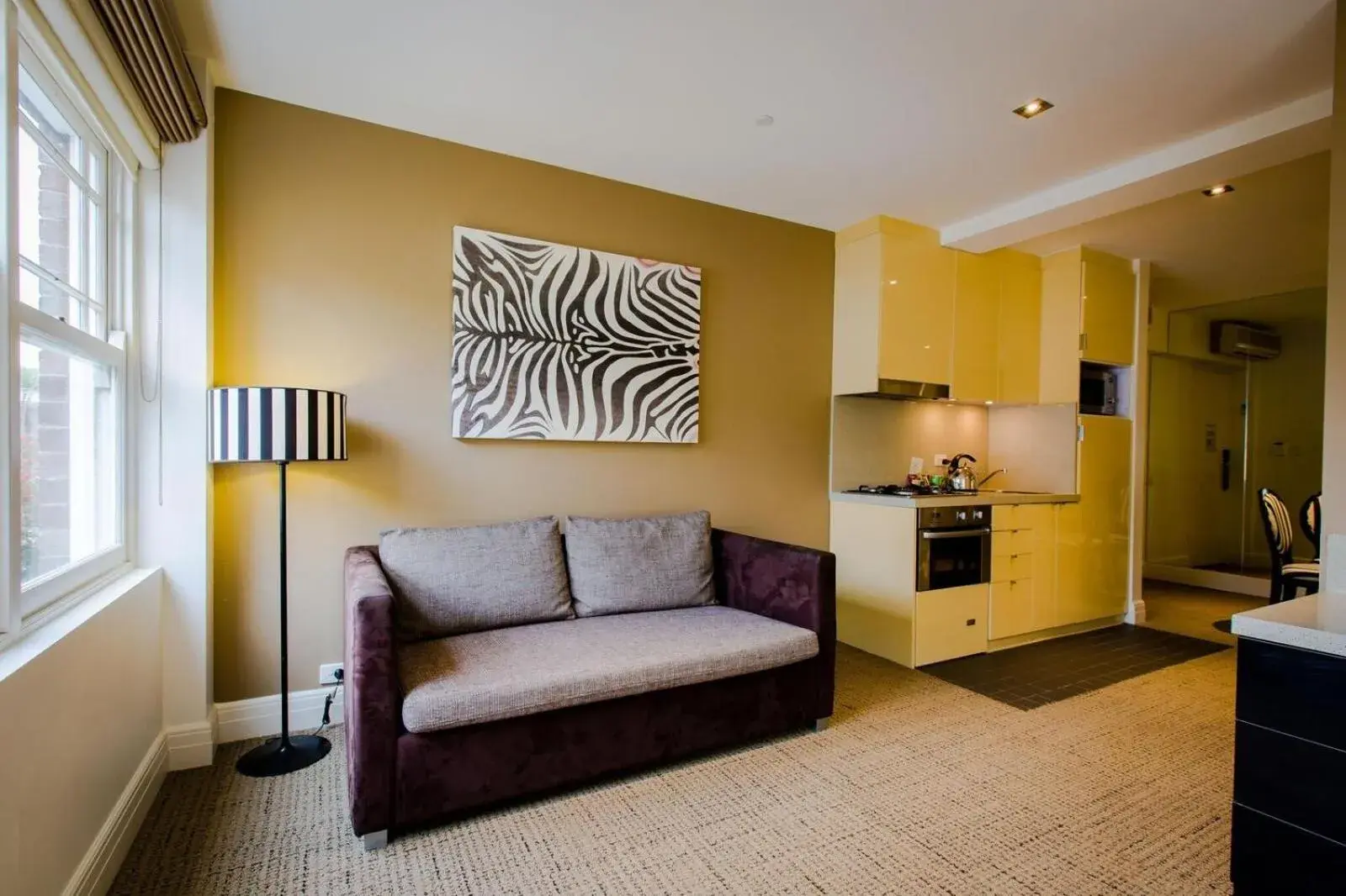 Coffee/tea facilities, Seating Area in Sydney Potts Point Central Apartment Hotel