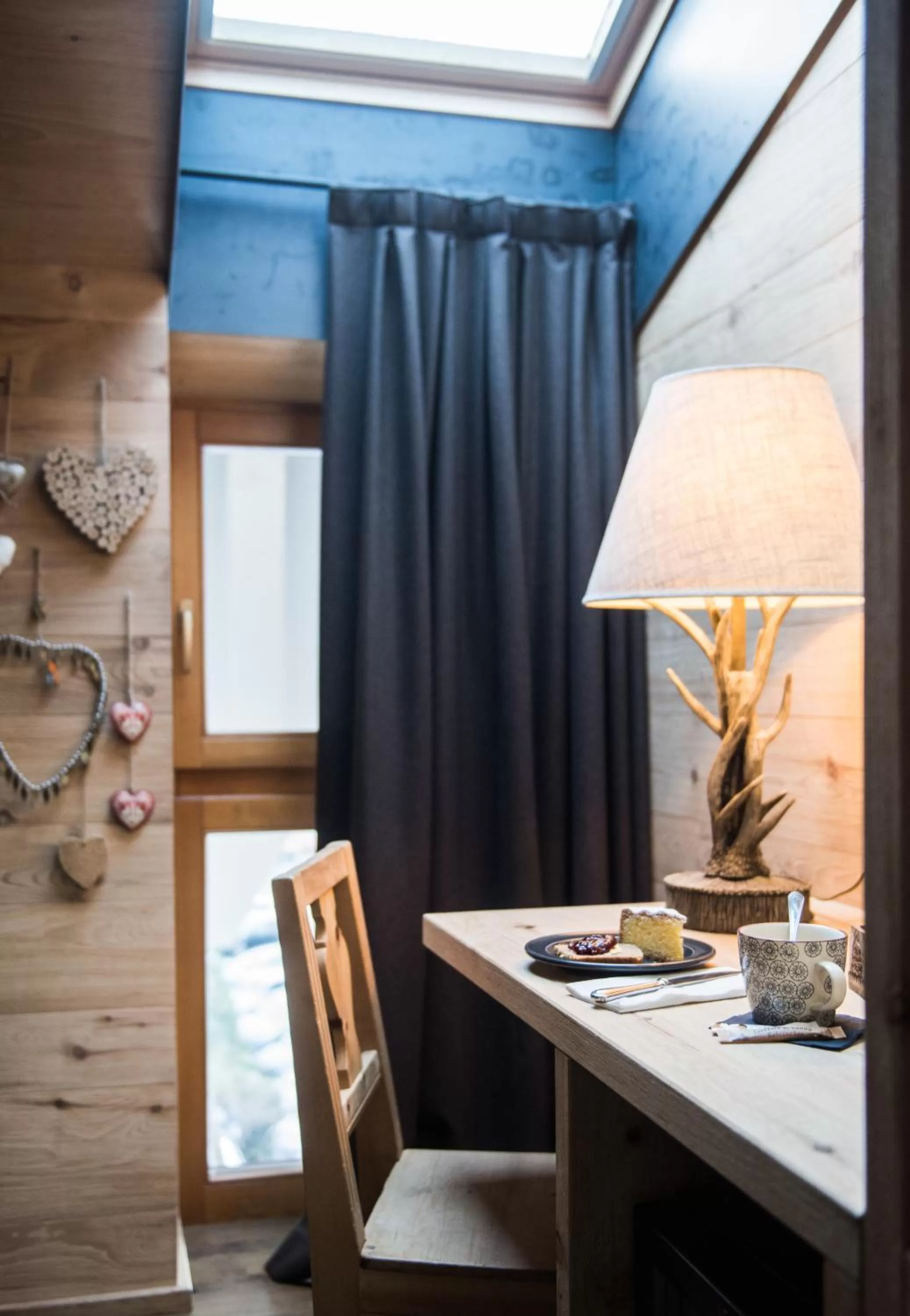 Decorative detail in La Genzianella Bormio