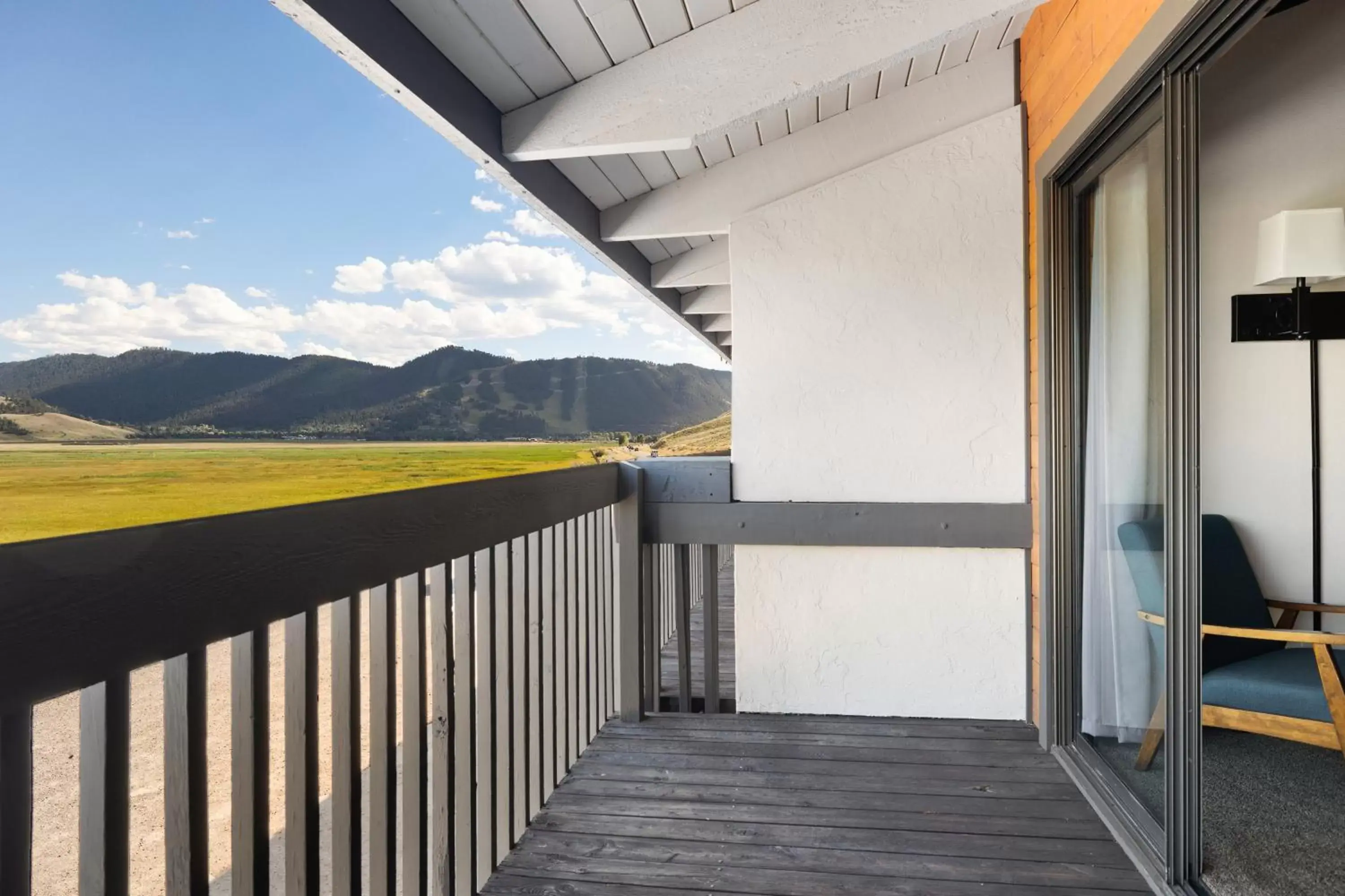 Balcony/Terrace in Elk Refuge Inn