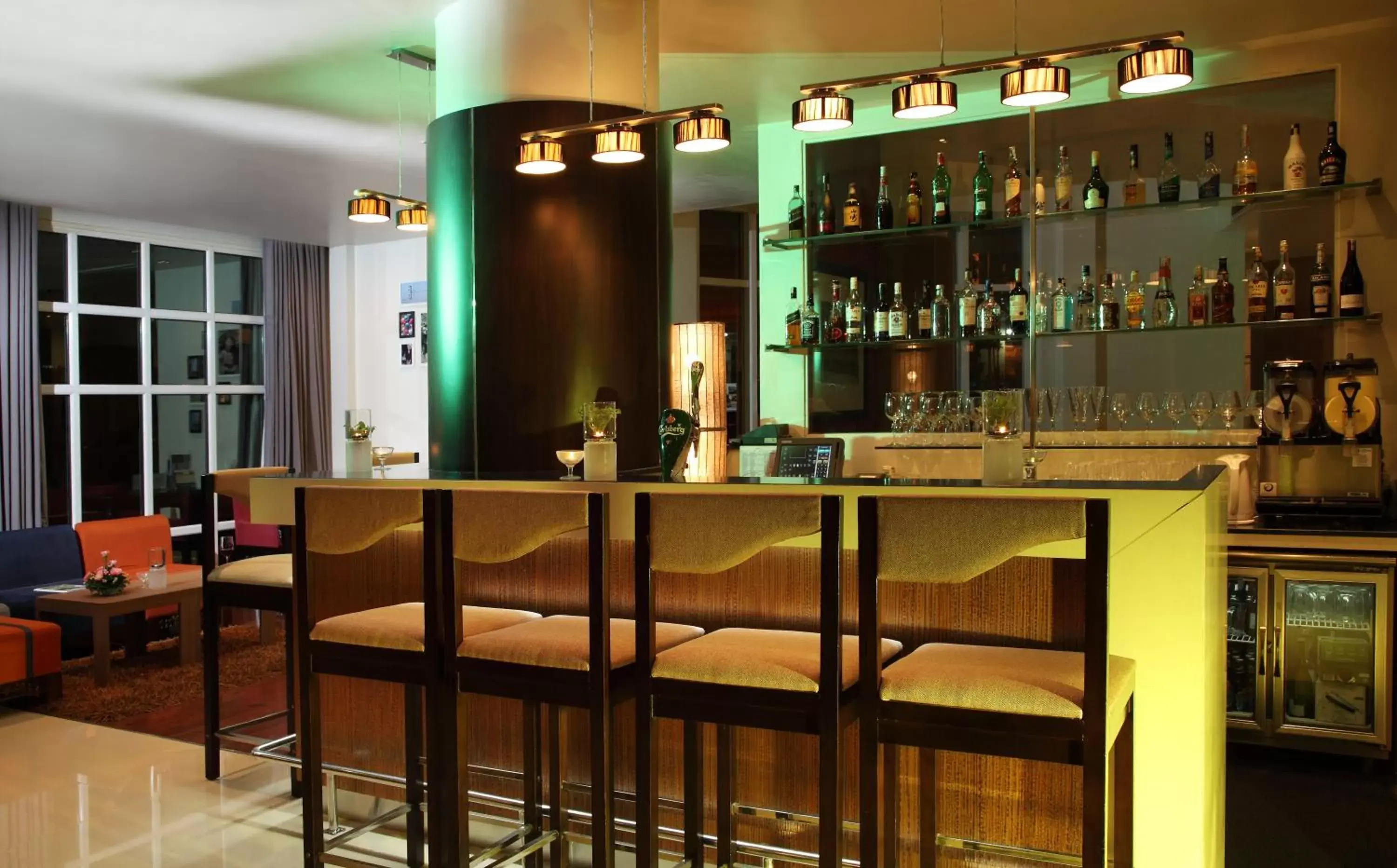 Lounge or bar, Lounge/Bar in Mercure Hanoi La Gare Hotel