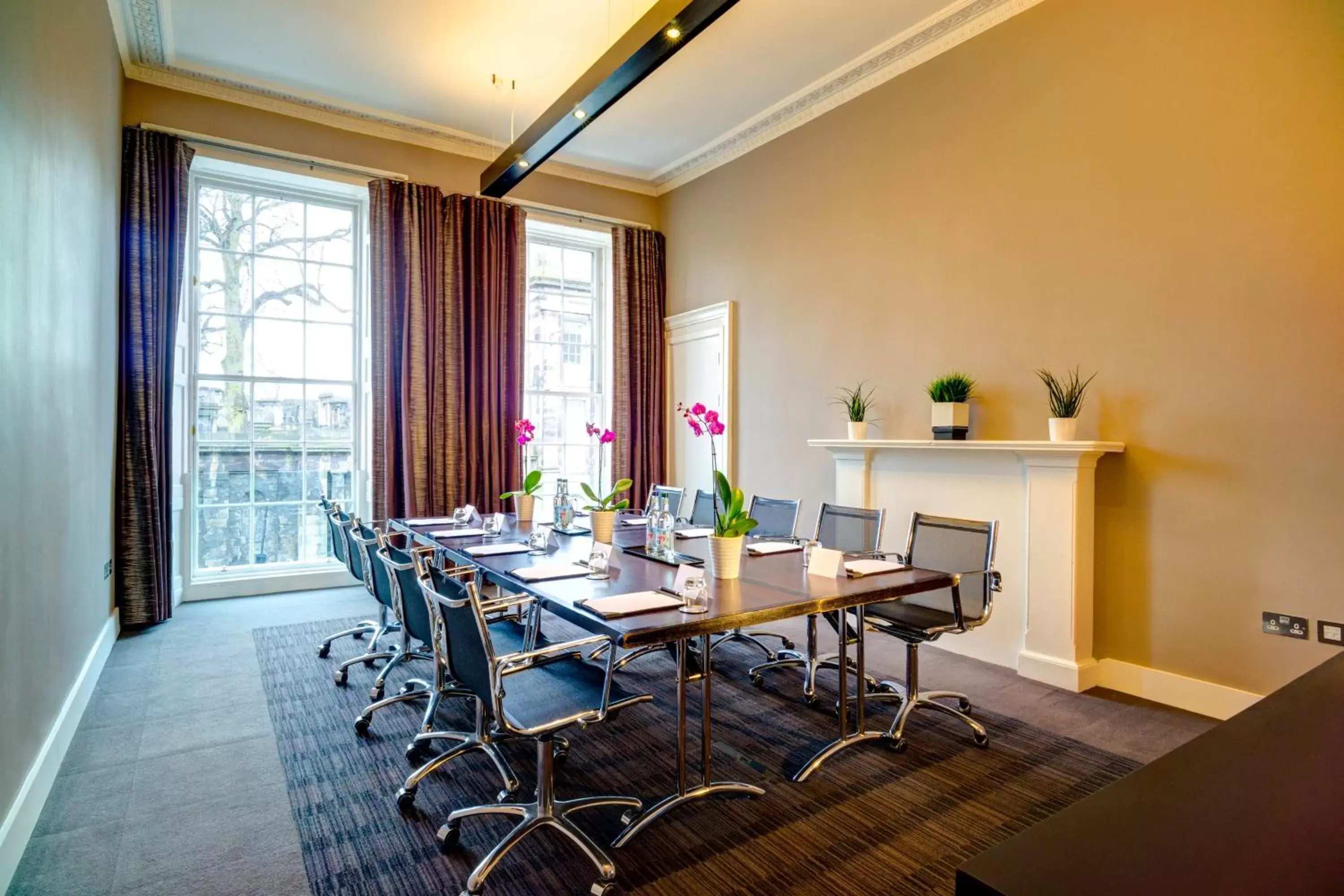 Business facilities in Apex Waterloo Place Hotel