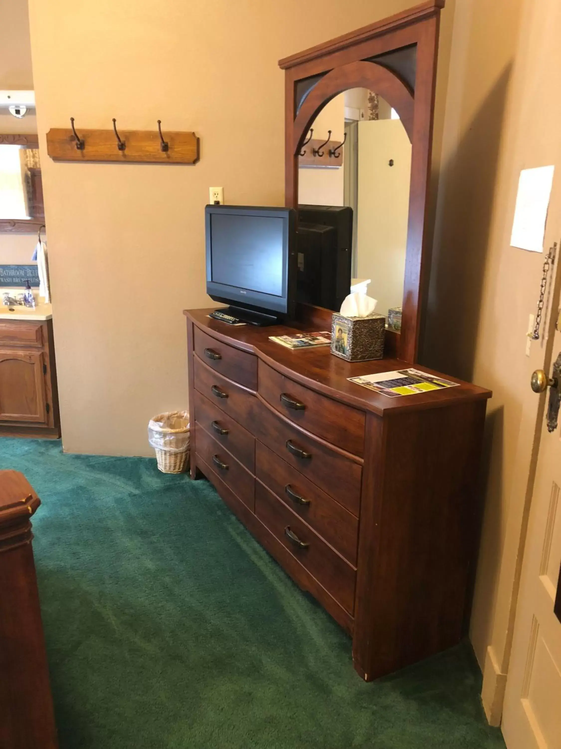 TV/Entertainment Center in The Courtland Hotel & Spa