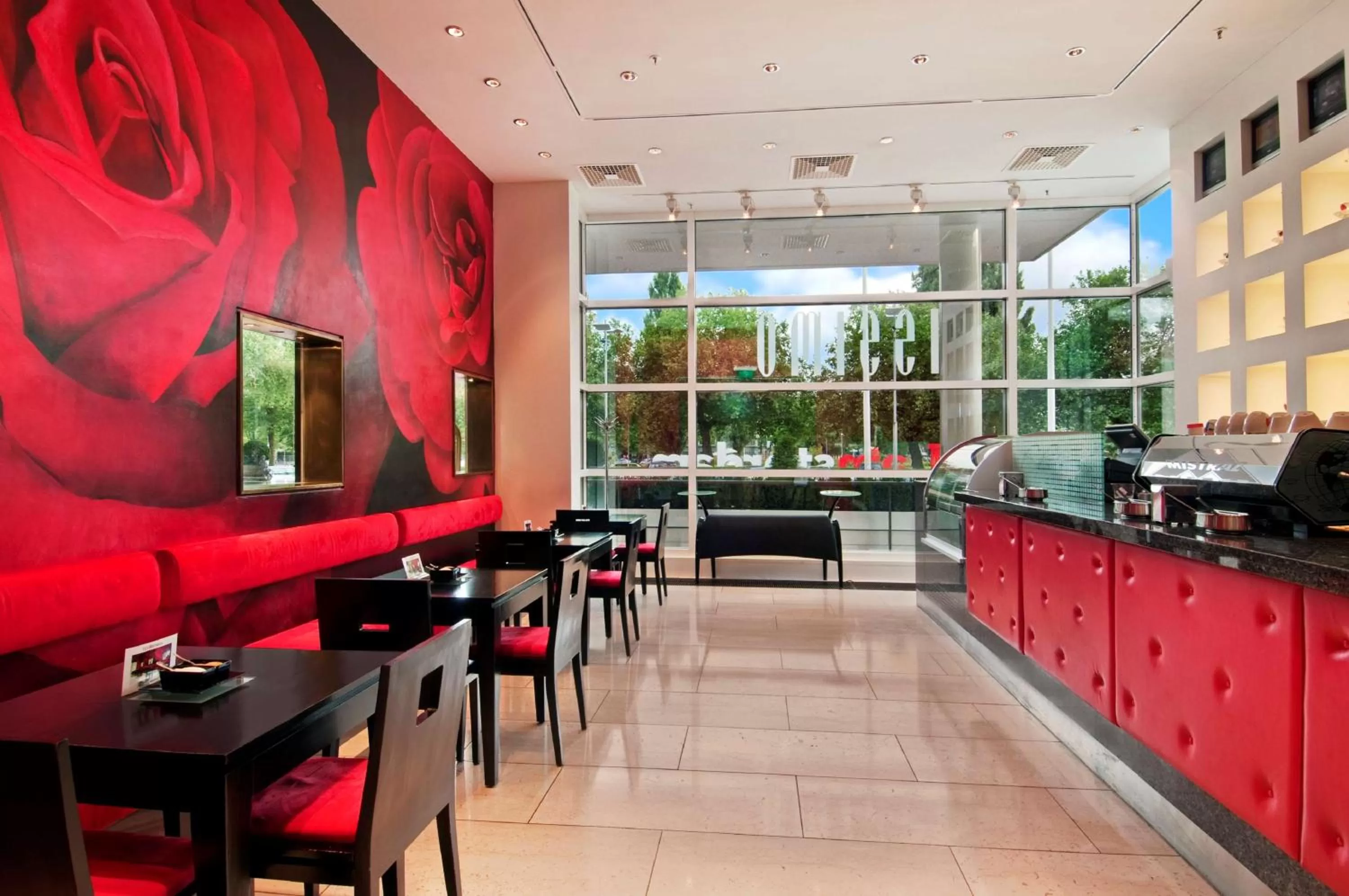 Restaurant/places to eat in Hilton Amsterdam