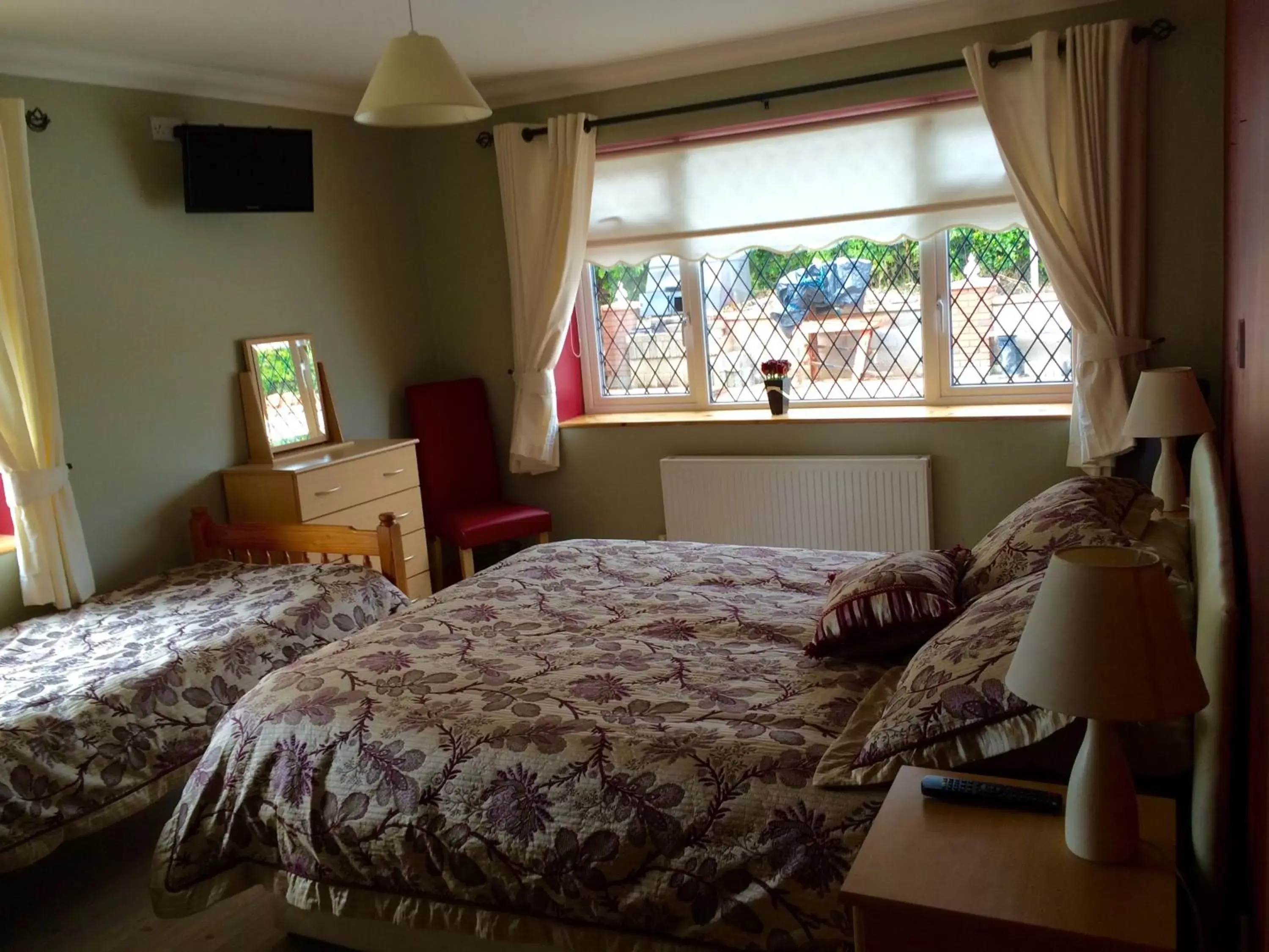 Bedroom, Bed in Plantation Lodge